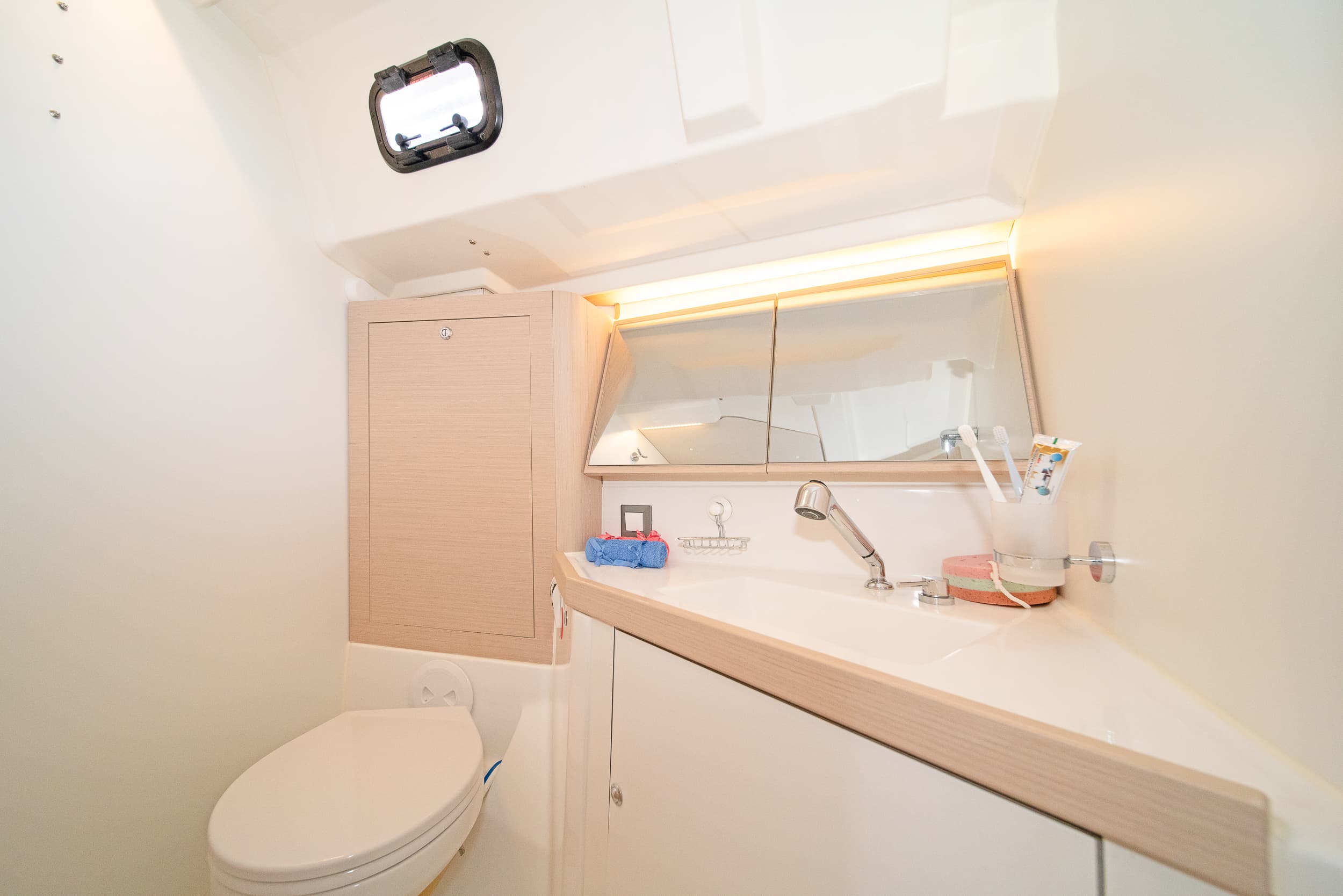 Oceanis 46.1 - photo 4