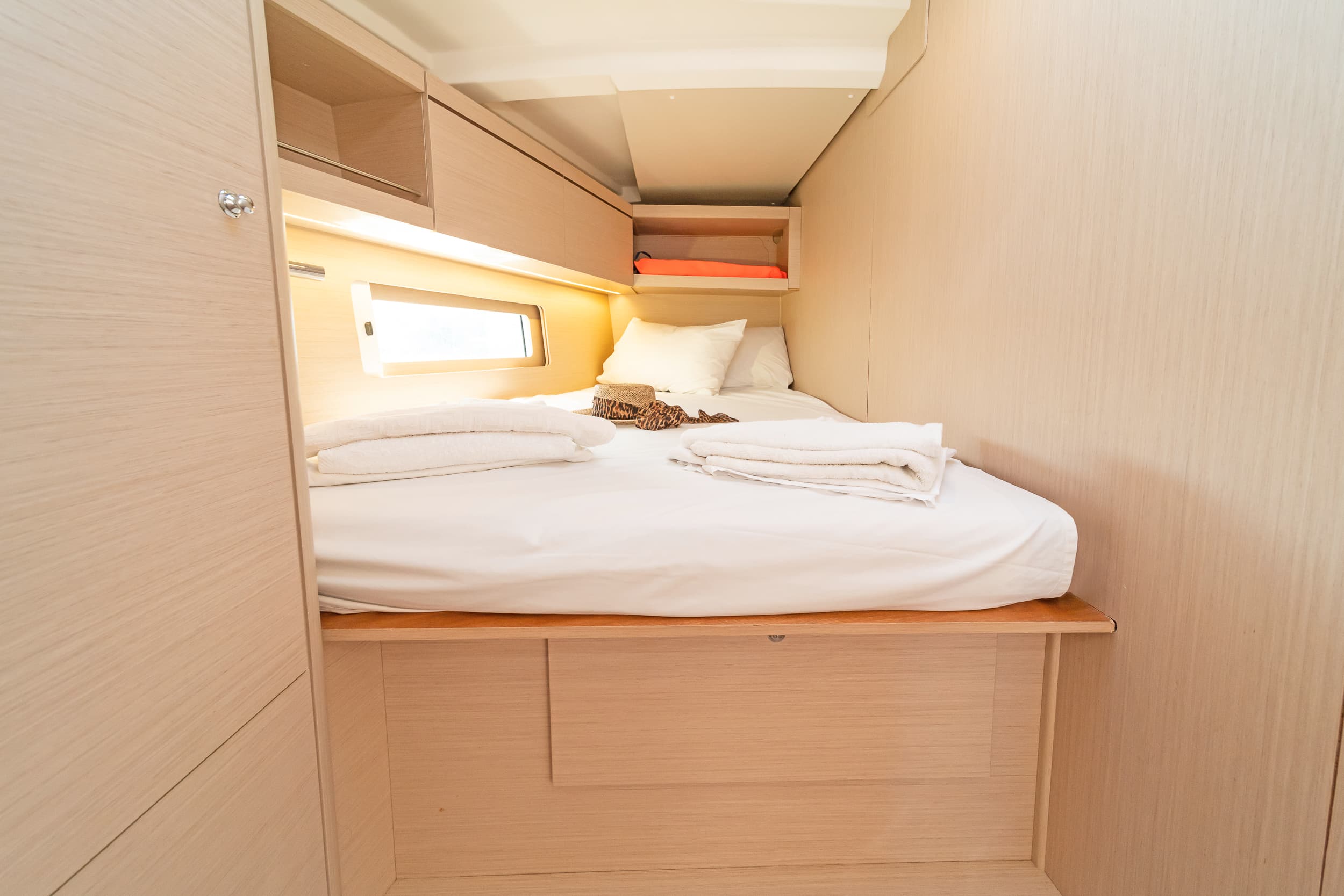 Oceanis 46.1 - photo 12