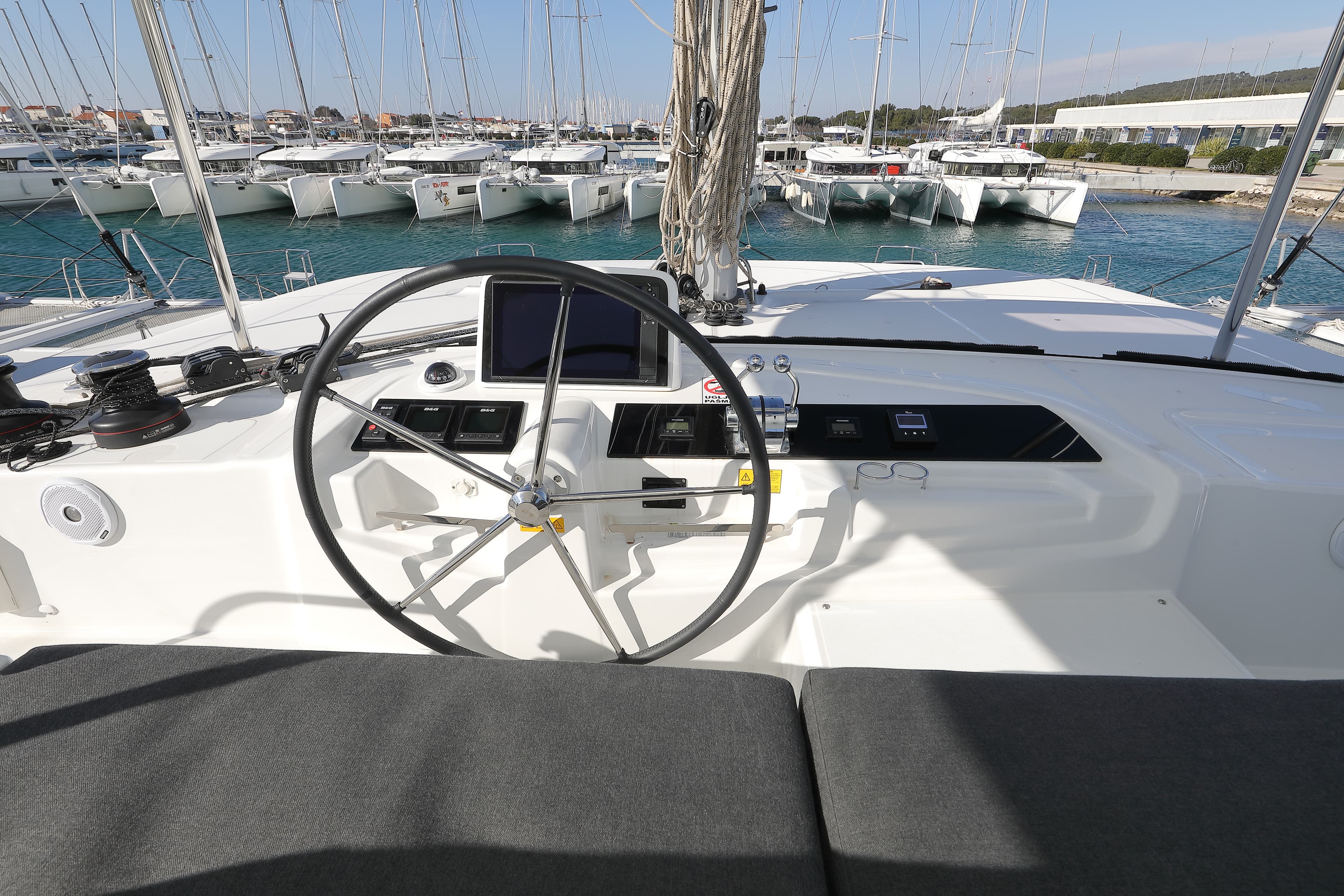 Lagoon 46  - photo 81