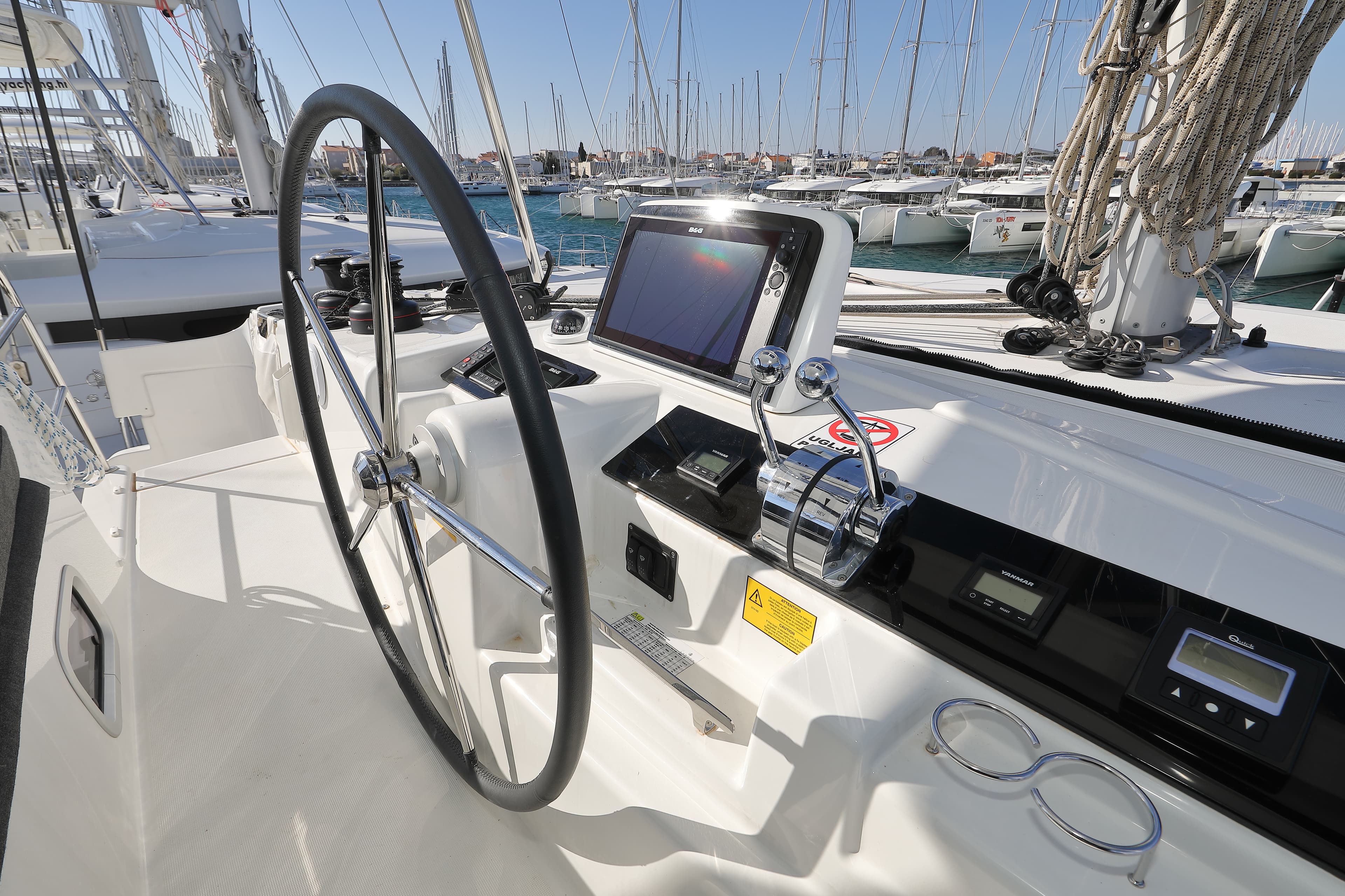 Lagoon 46  - photo 30