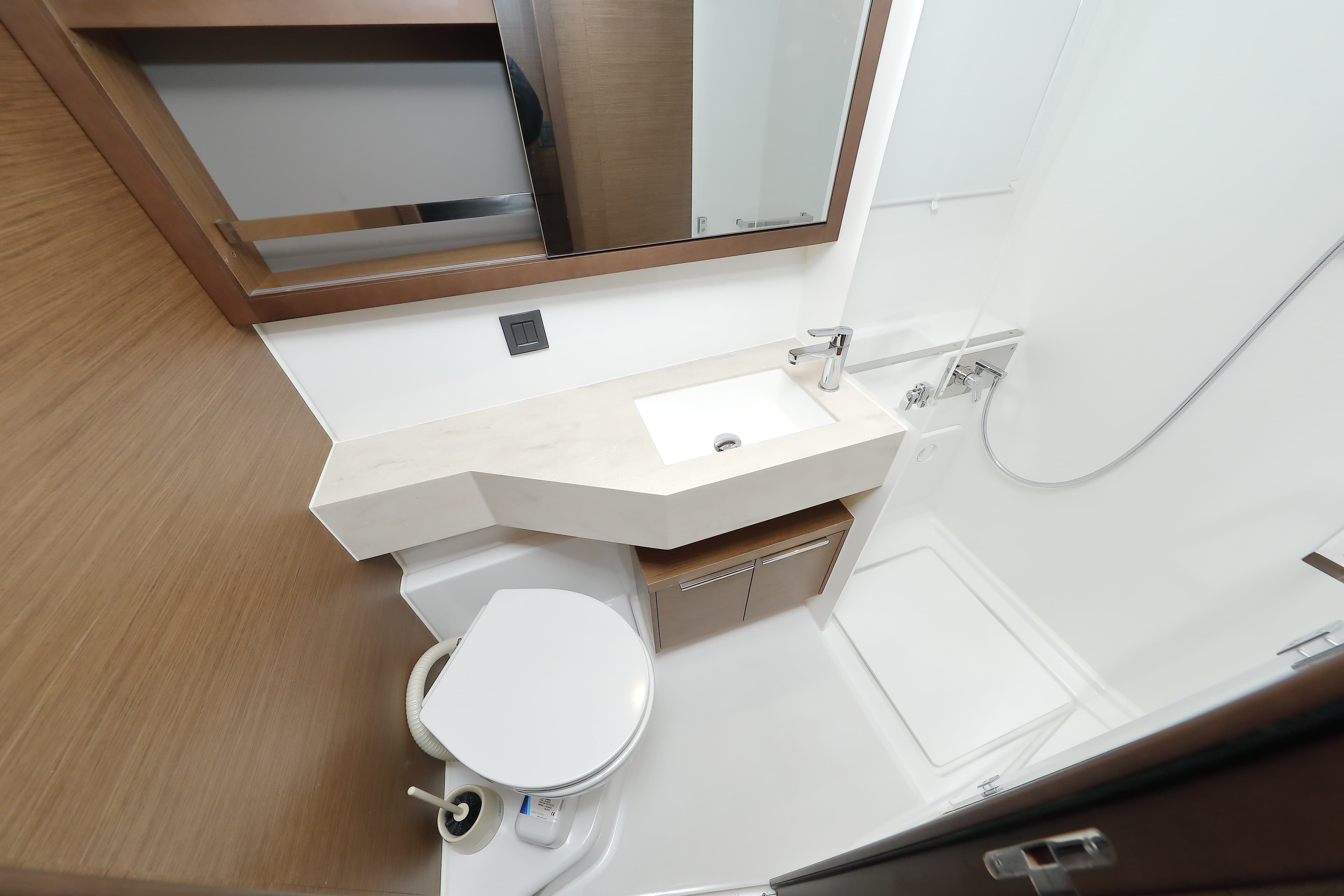 Lagoon 46  - photo 60