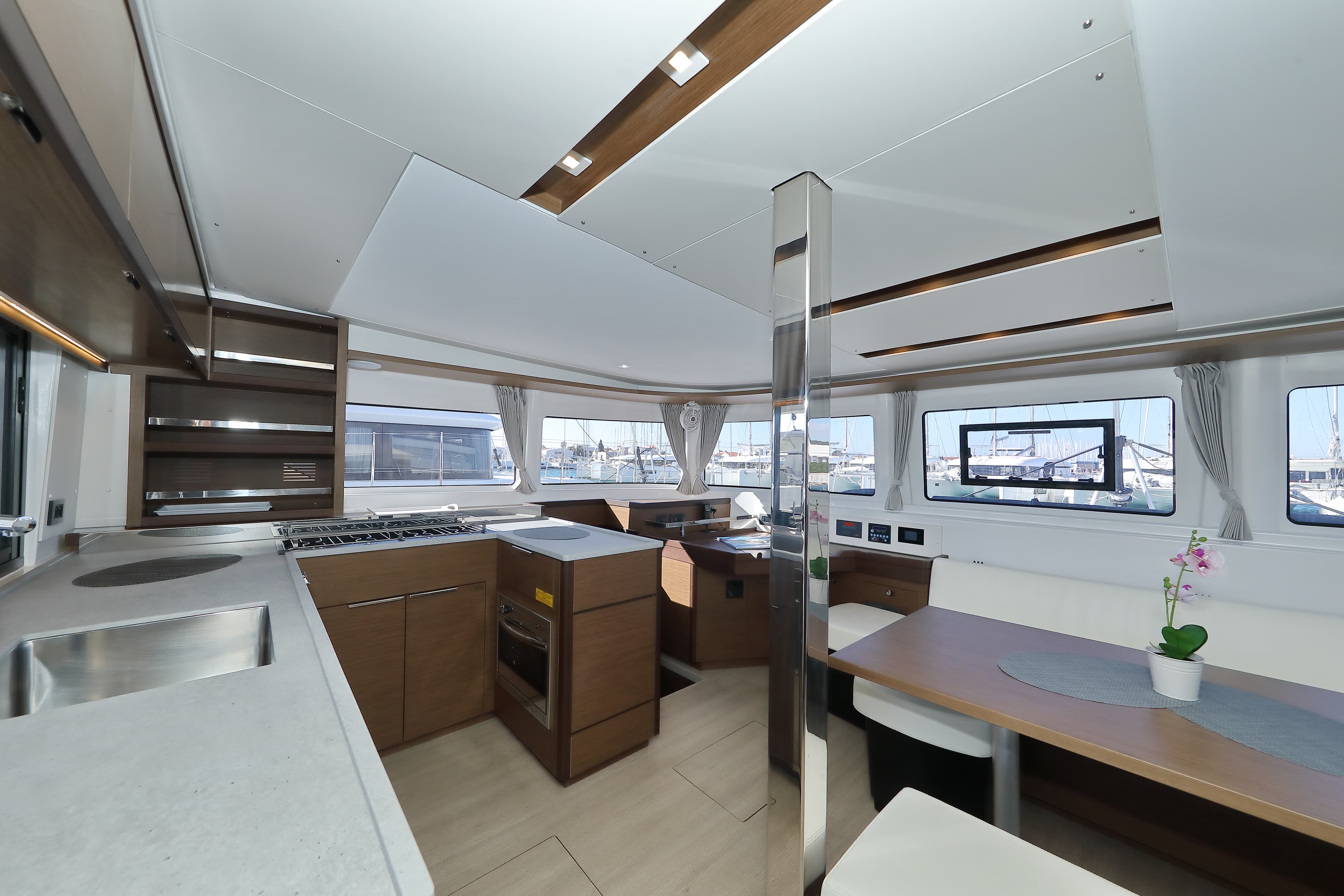 Lagoon 46  - photo 74