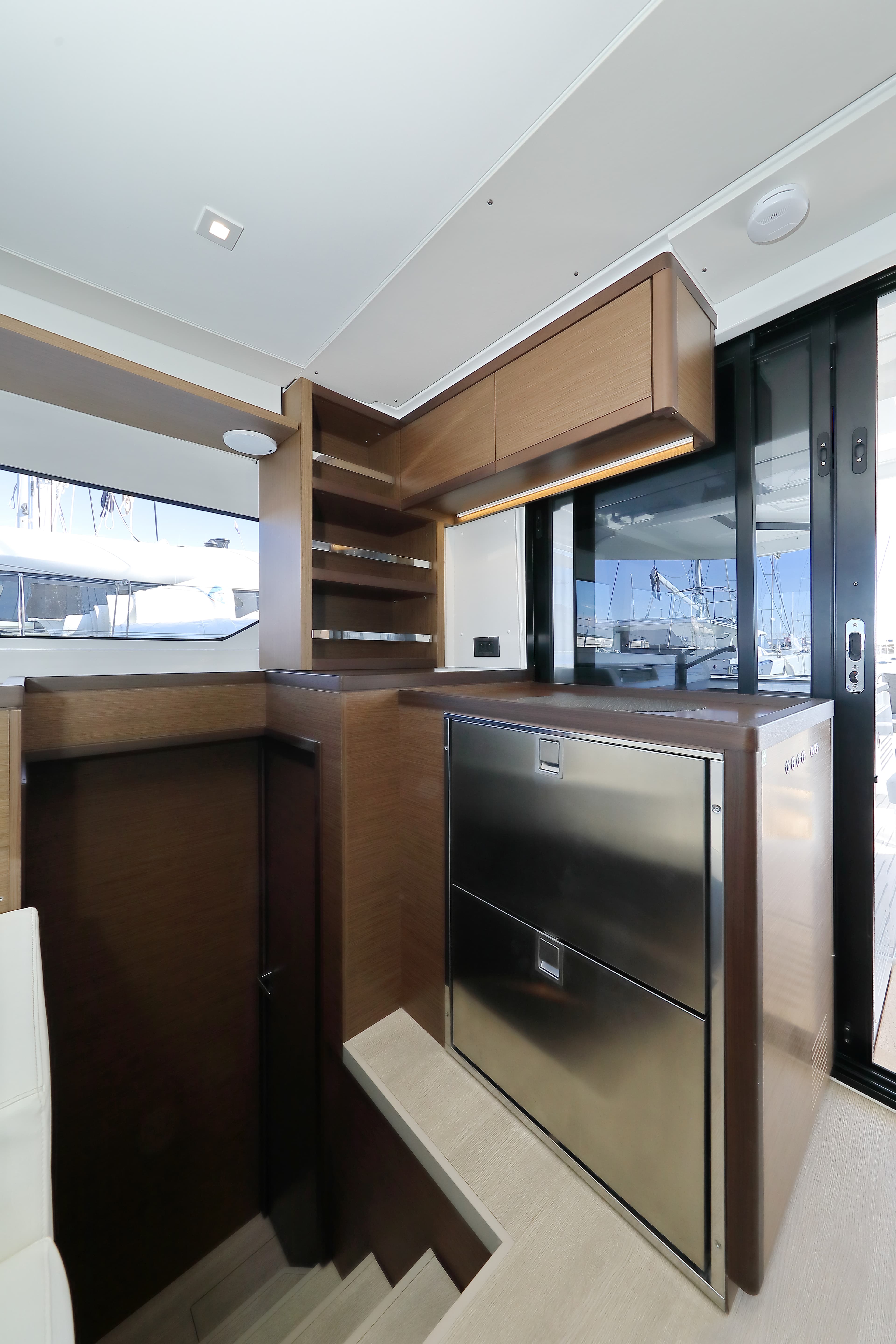 Lagoon 46  - photo 57