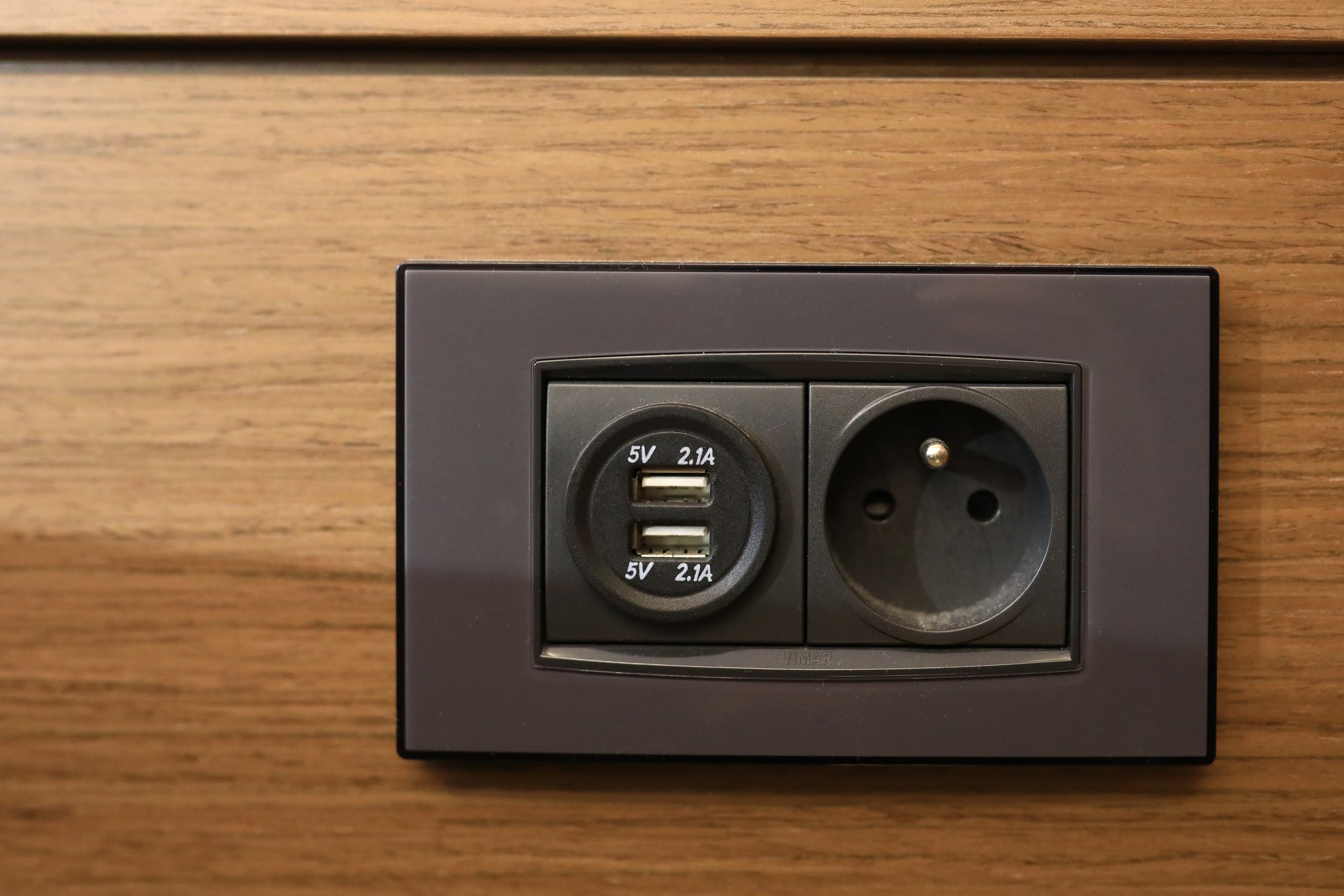 Lagoon 46  - photo 23