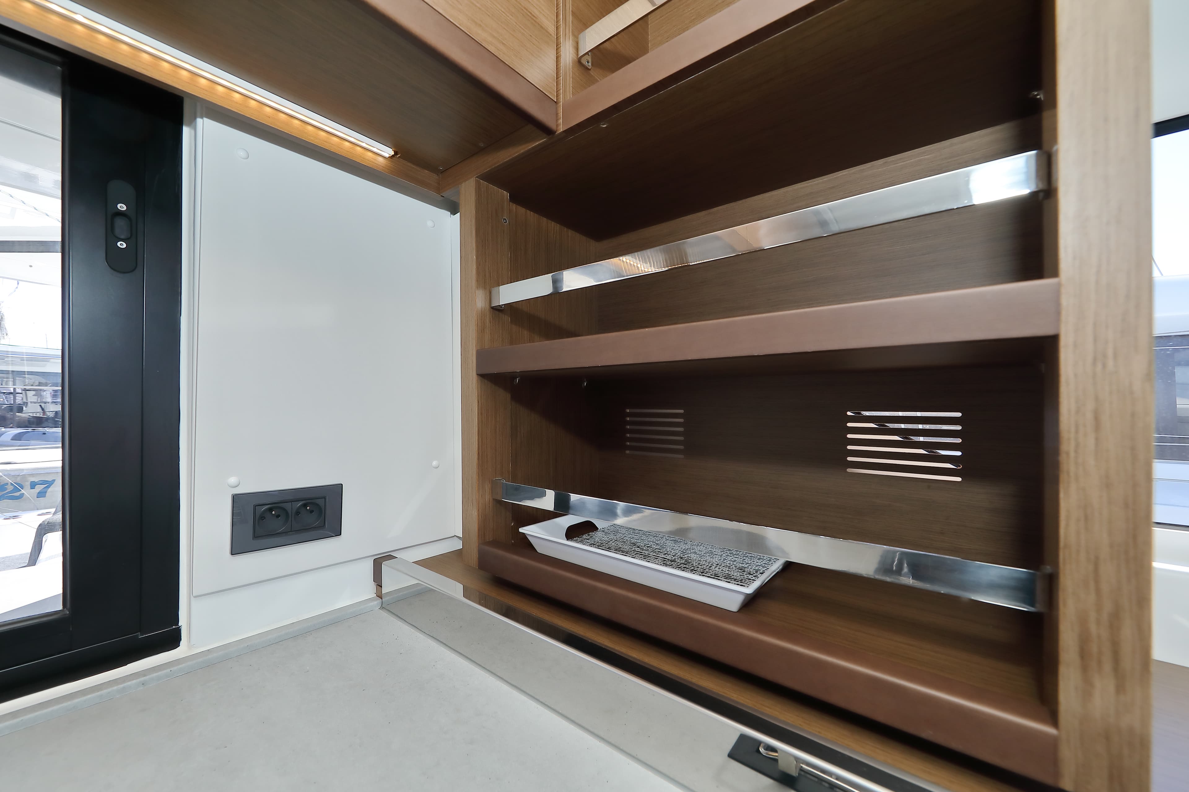 Lagoon 46  - photo 48