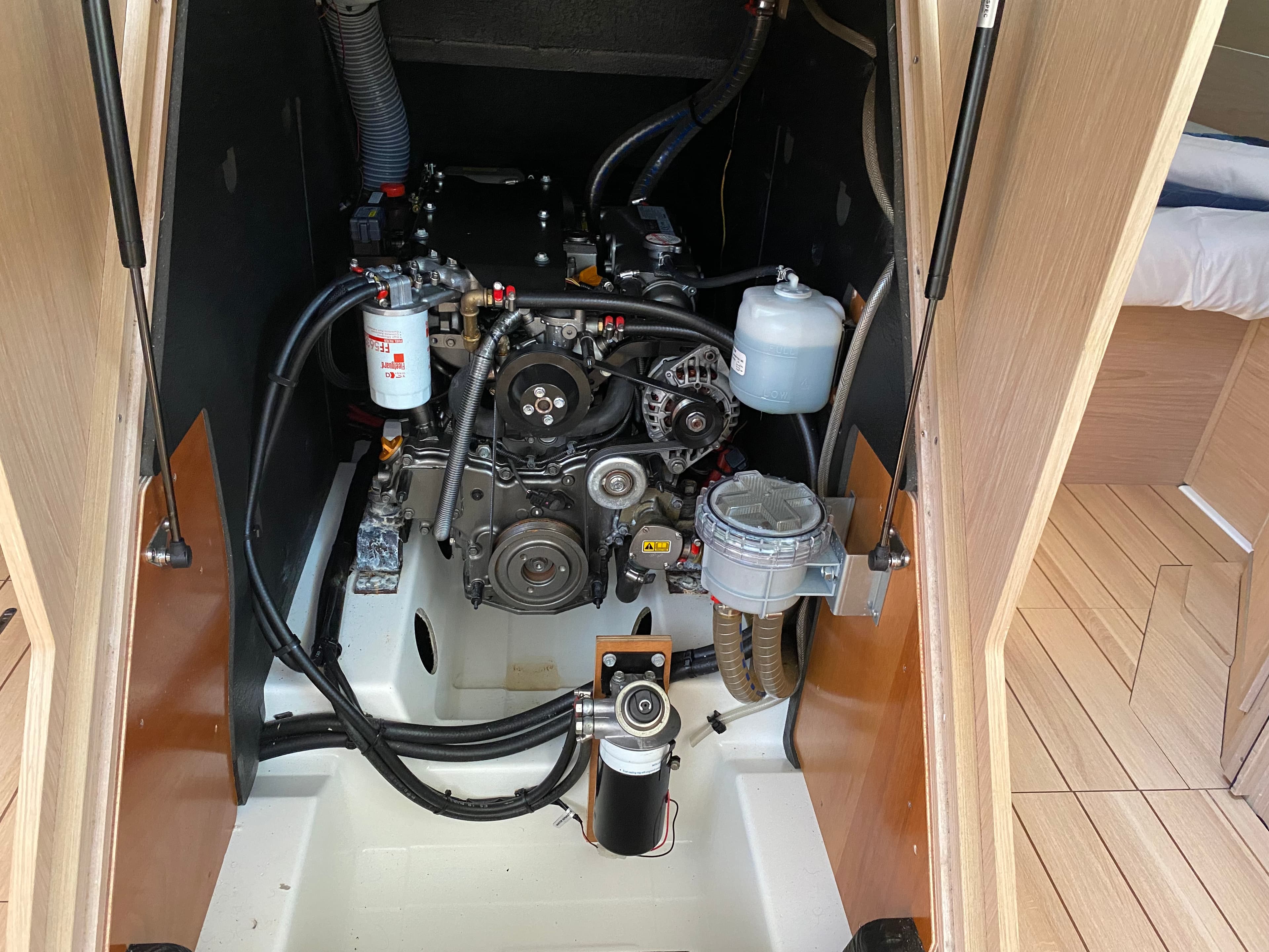 Oceanis 46.1 - photo 31