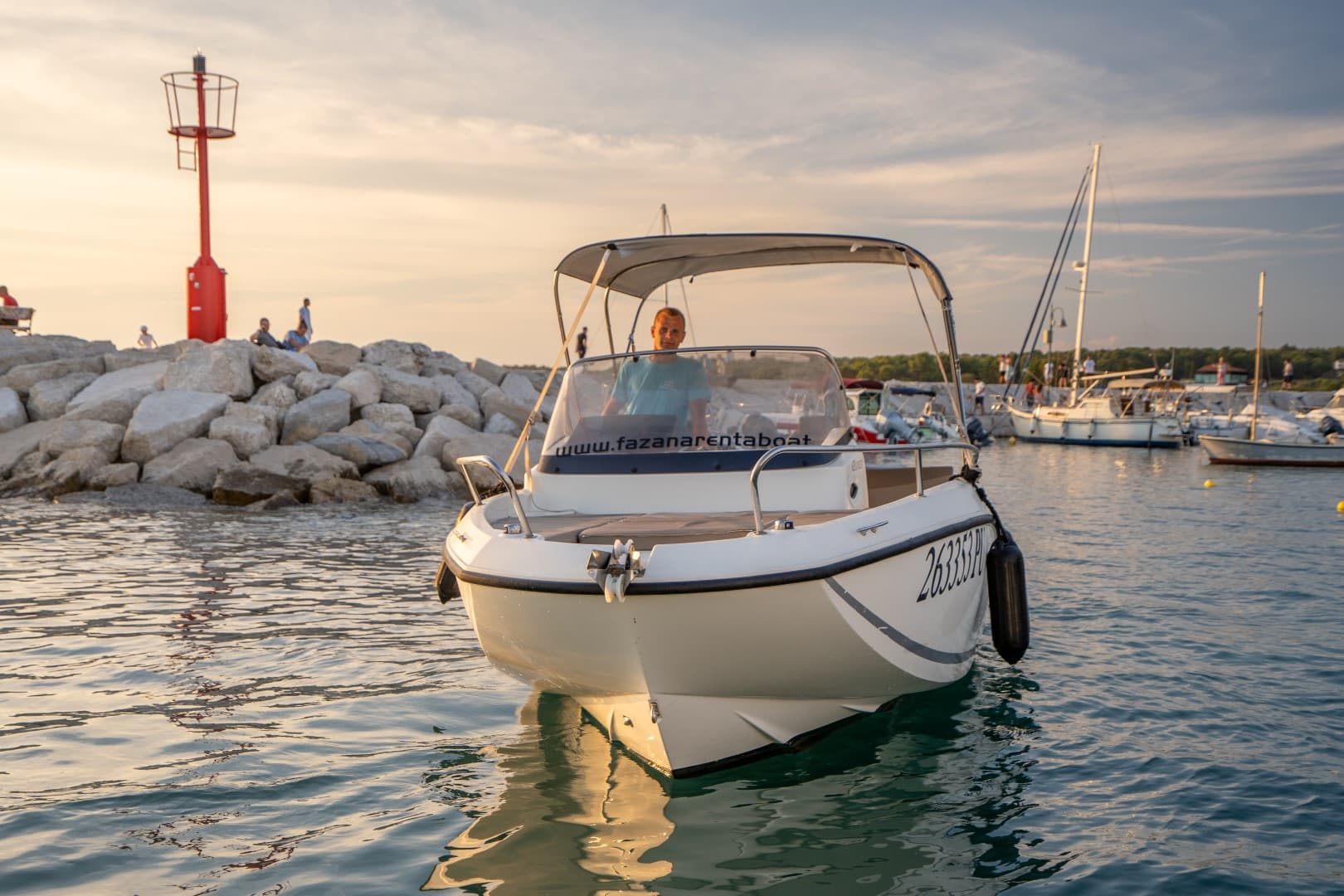 Quicksilver 605 Sundeck - photo 31