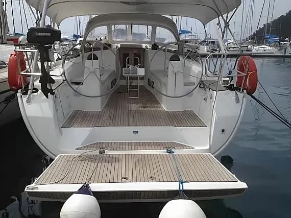 Bavaria 40 Cruiser - photo