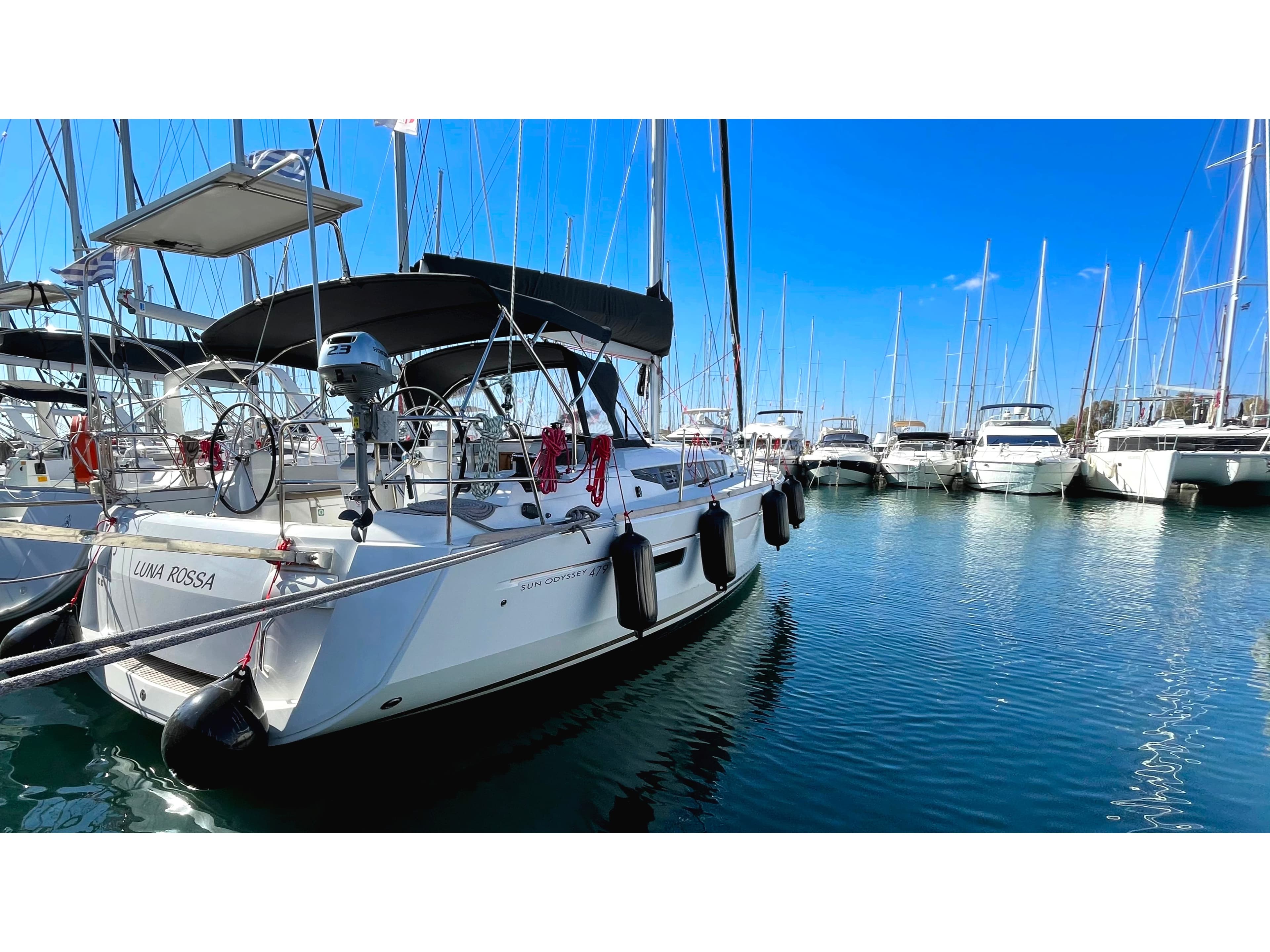 Sun Odyssey 479 - photo