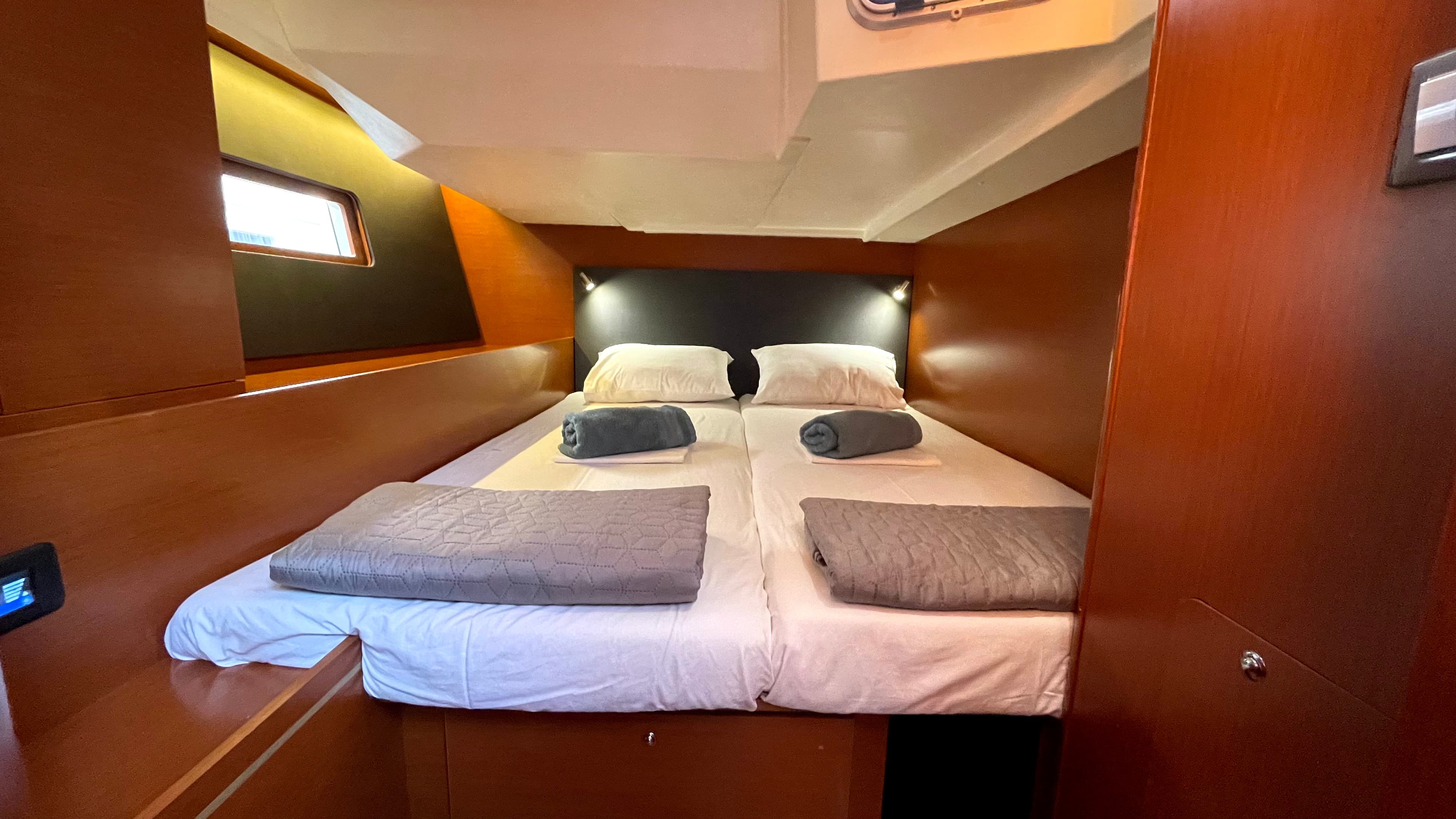 Oceanis 51.1 - photo 17