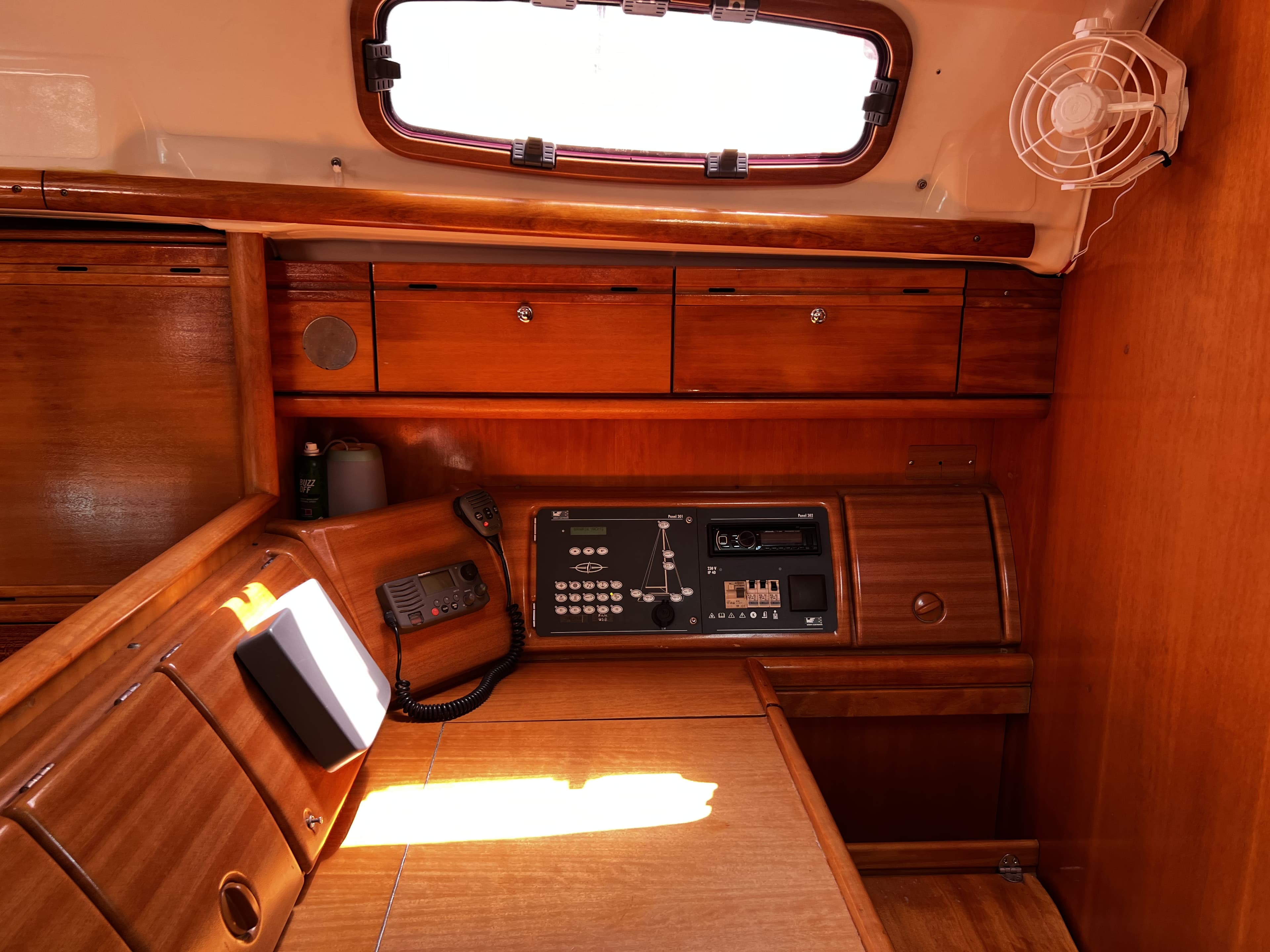 Bavaria C38 - photo 9