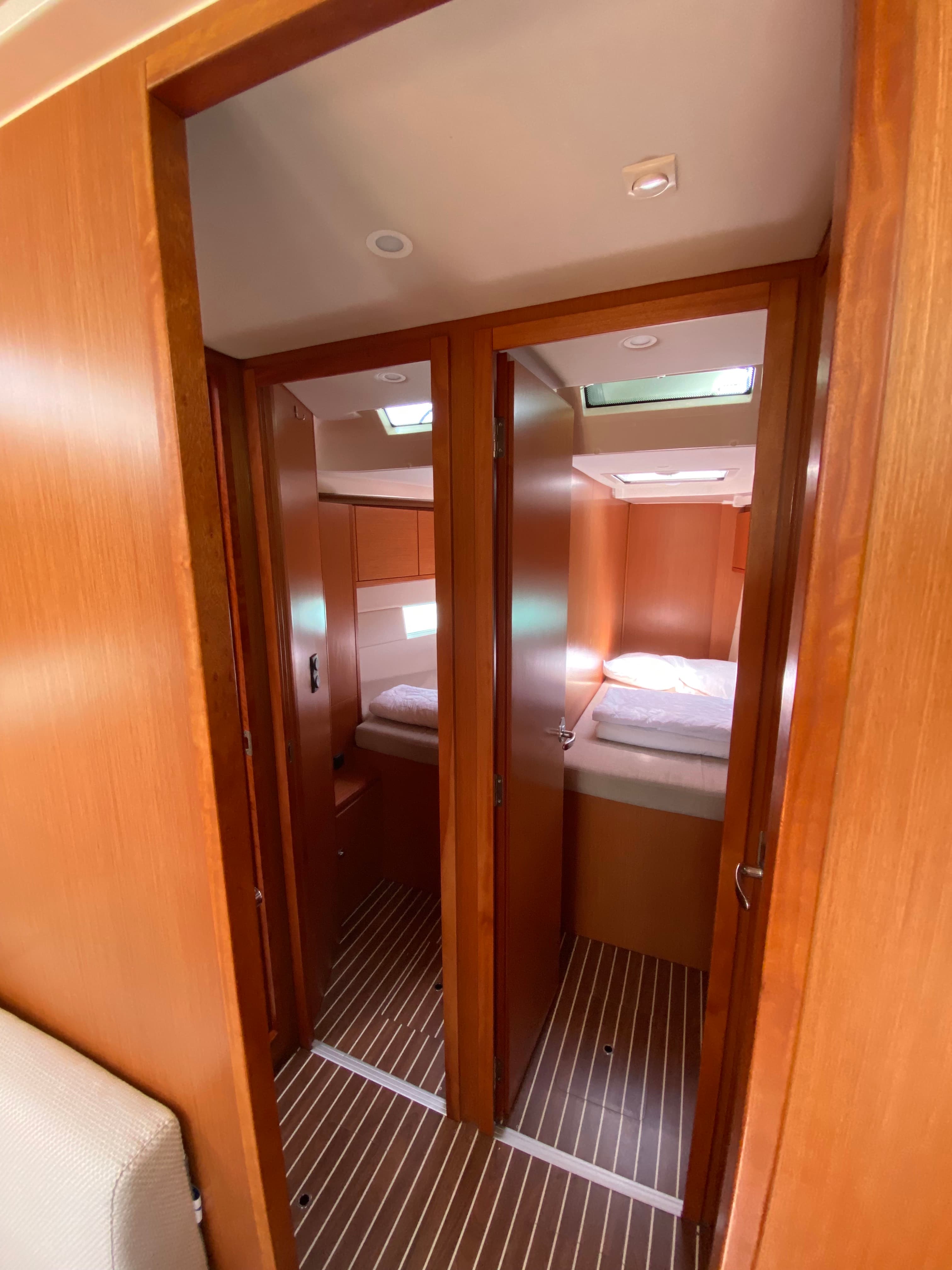 Bavaria C45 - photo 10