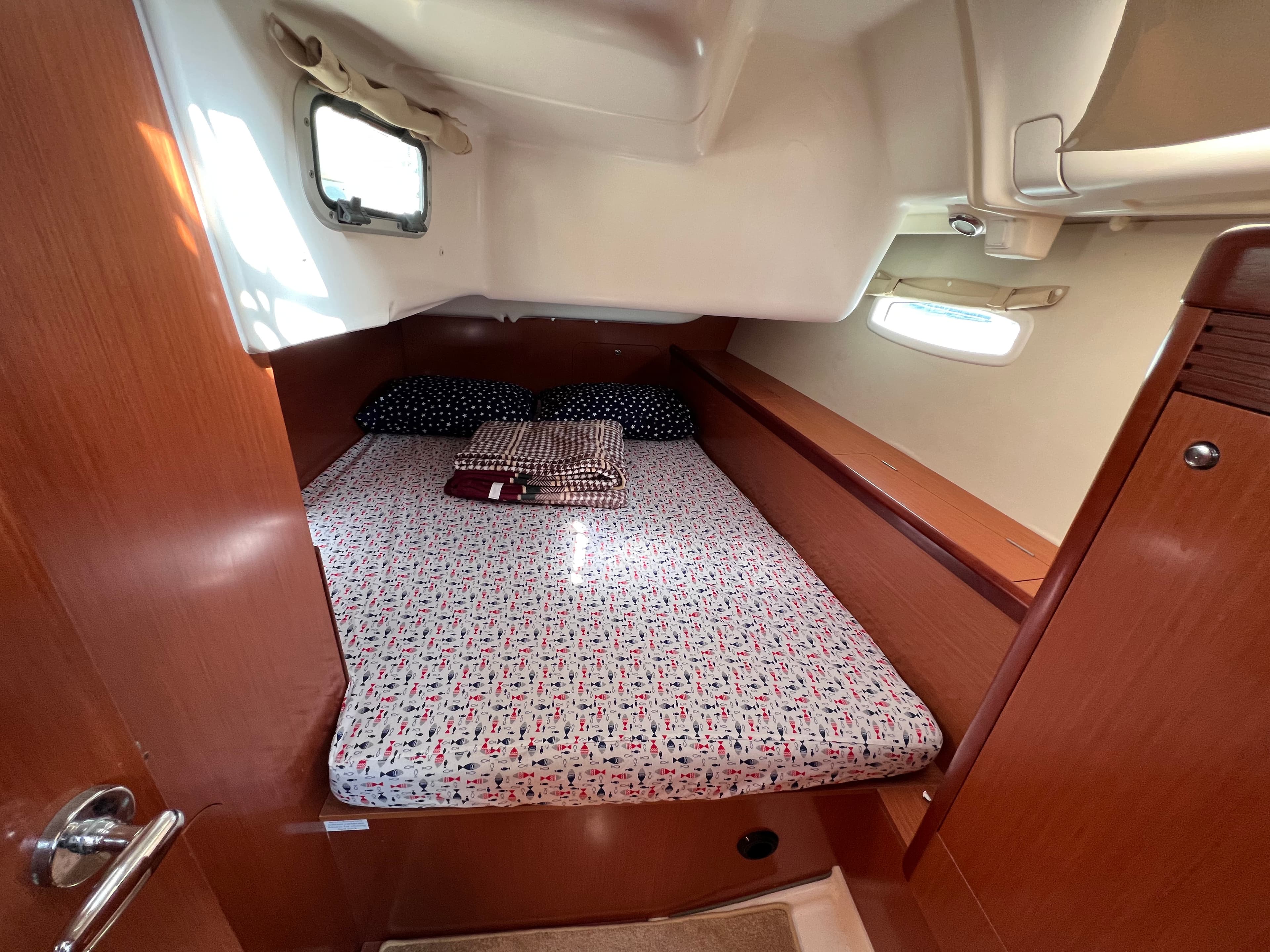 Oceanis 40 - photo 9