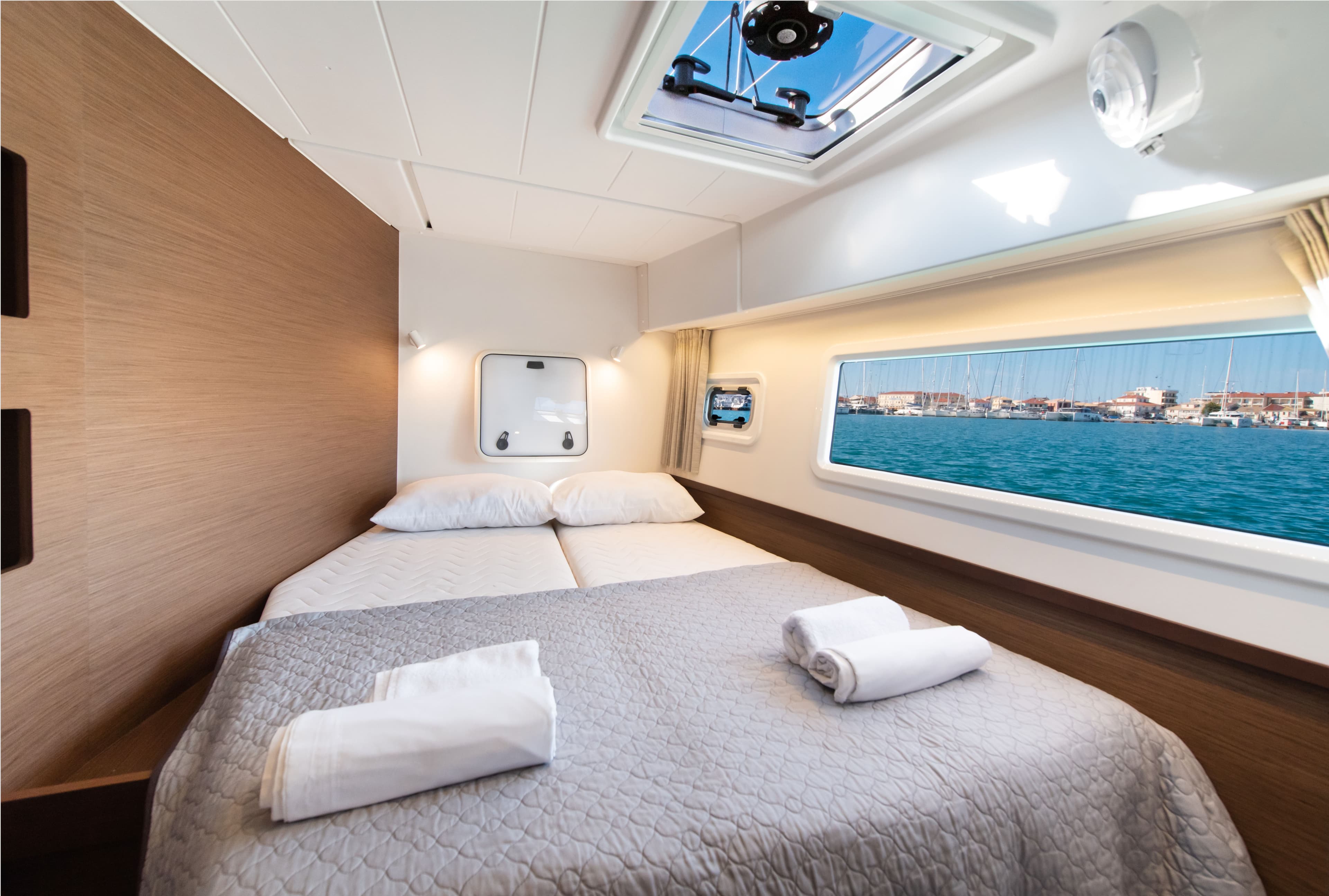 Lagoon 42 - photo 16