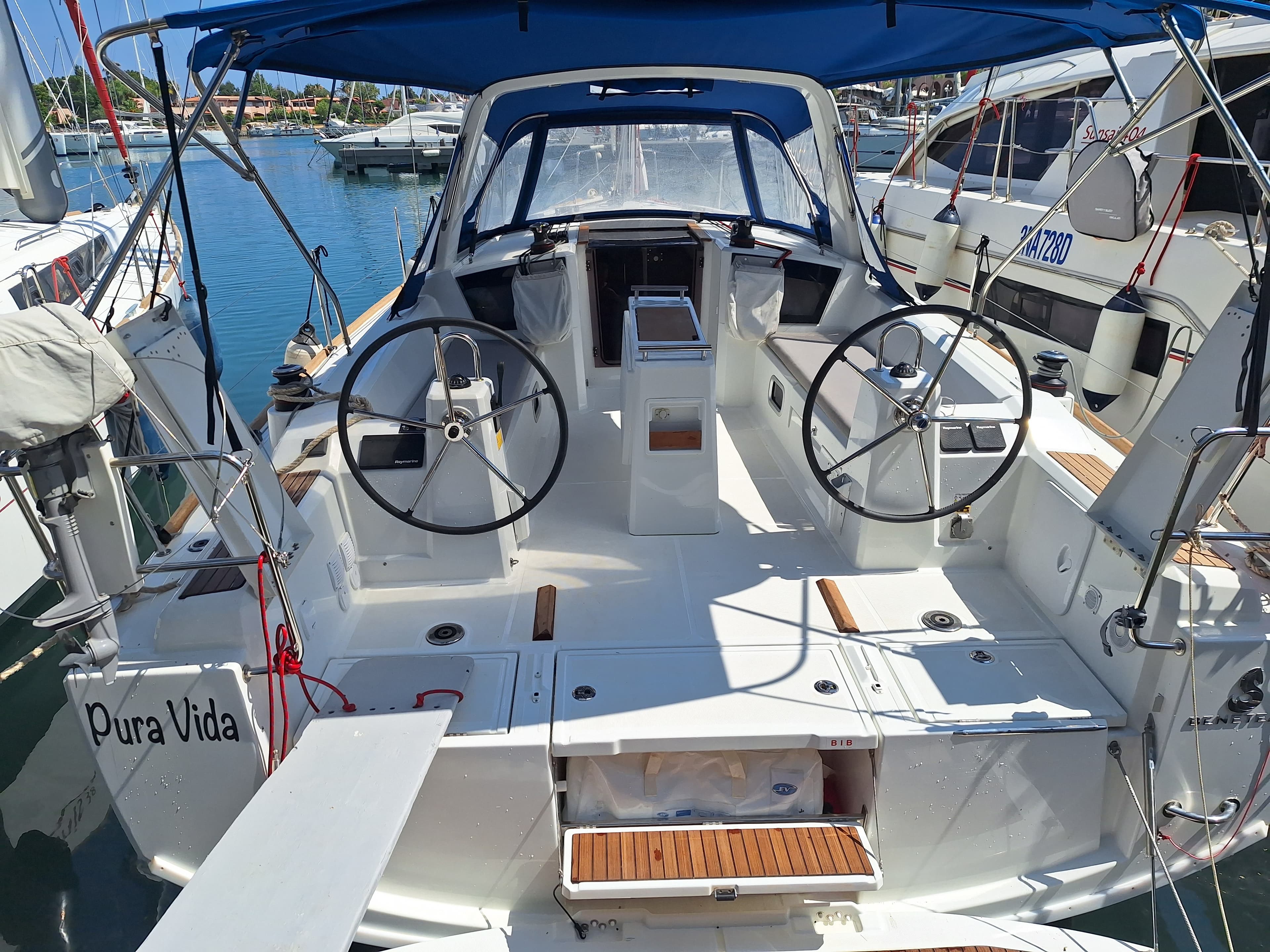 Oceanis 38.1 - photo