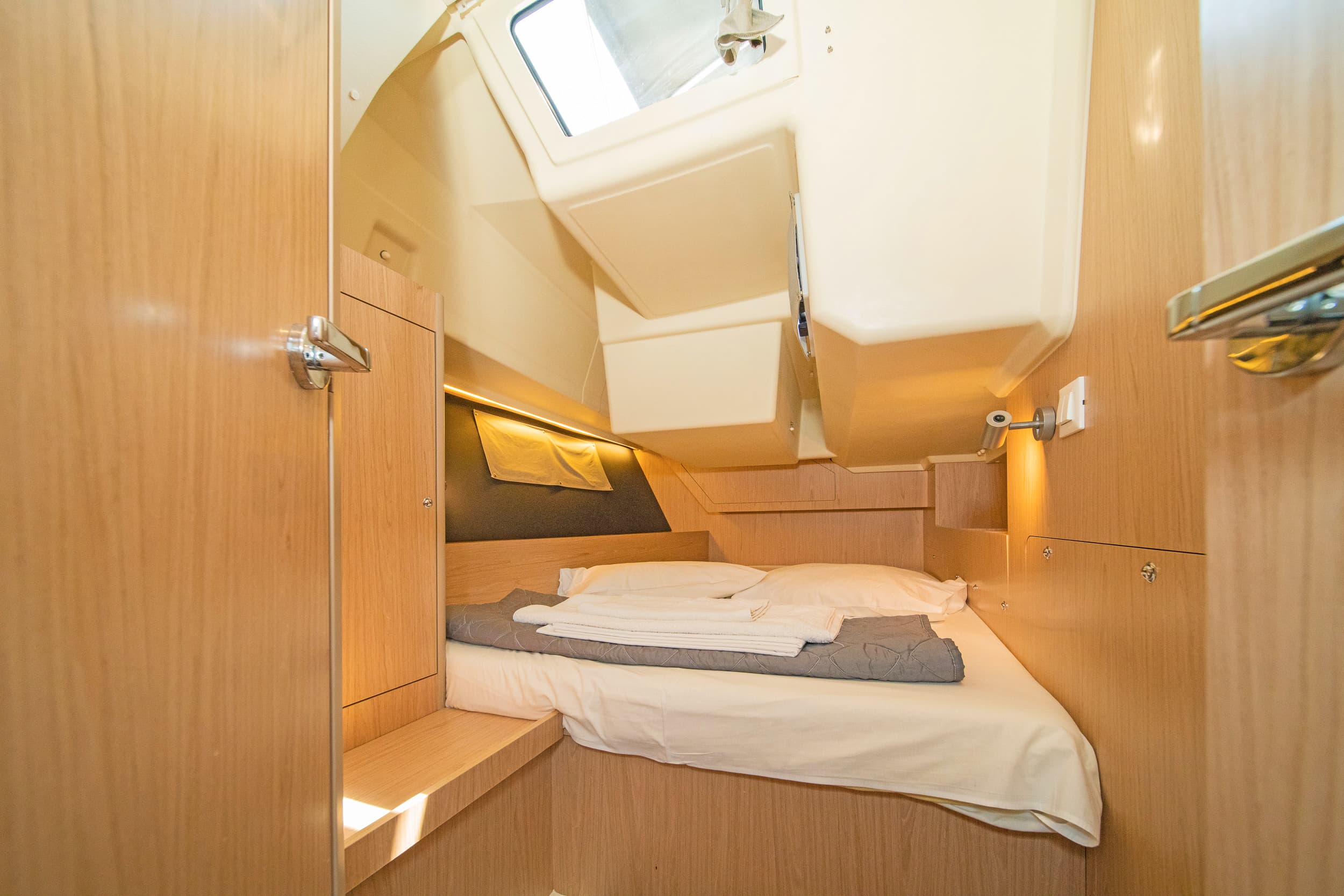 Oceanis 41.1 - photo 6