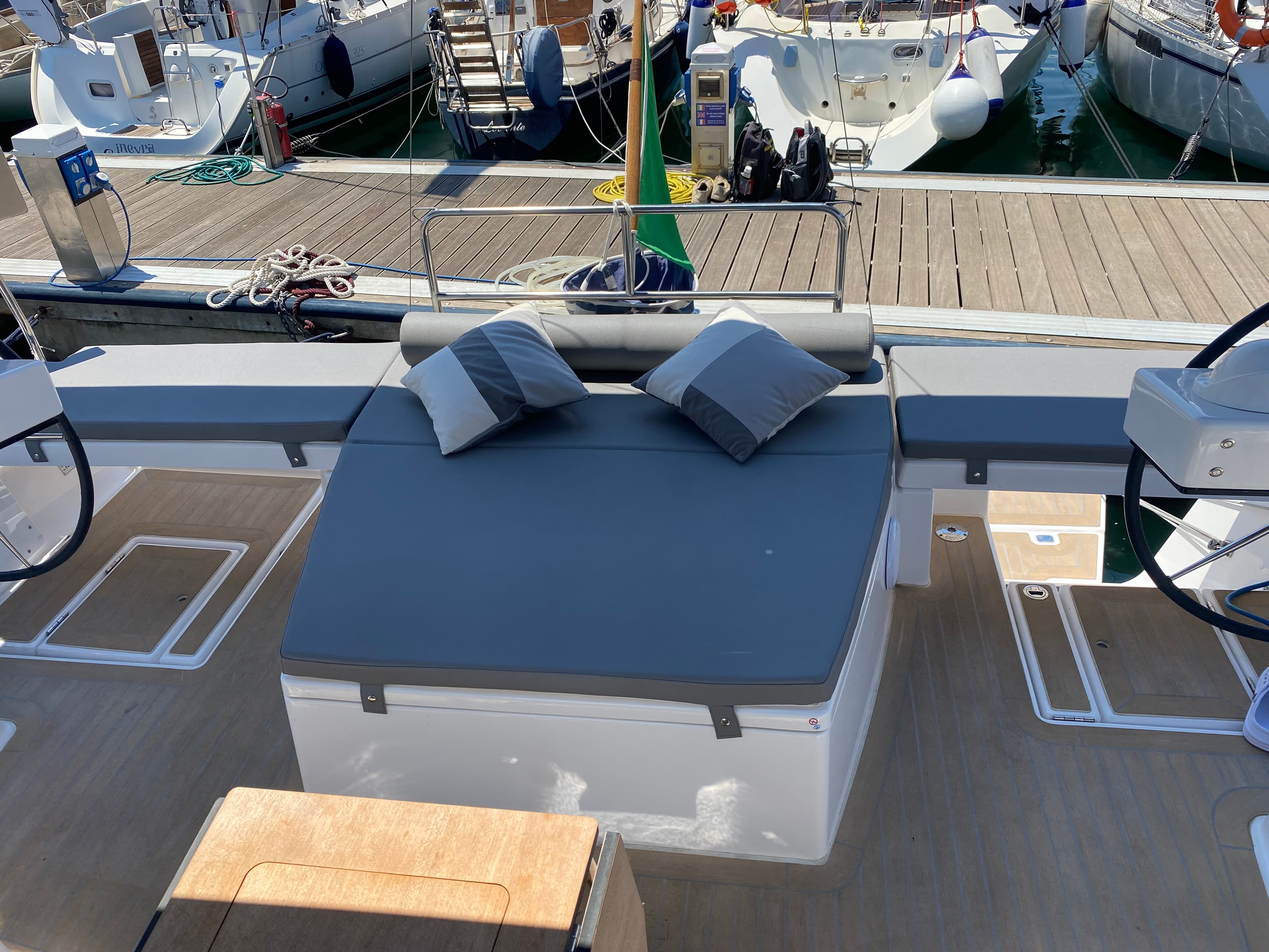 Dufour 470 - photo 15