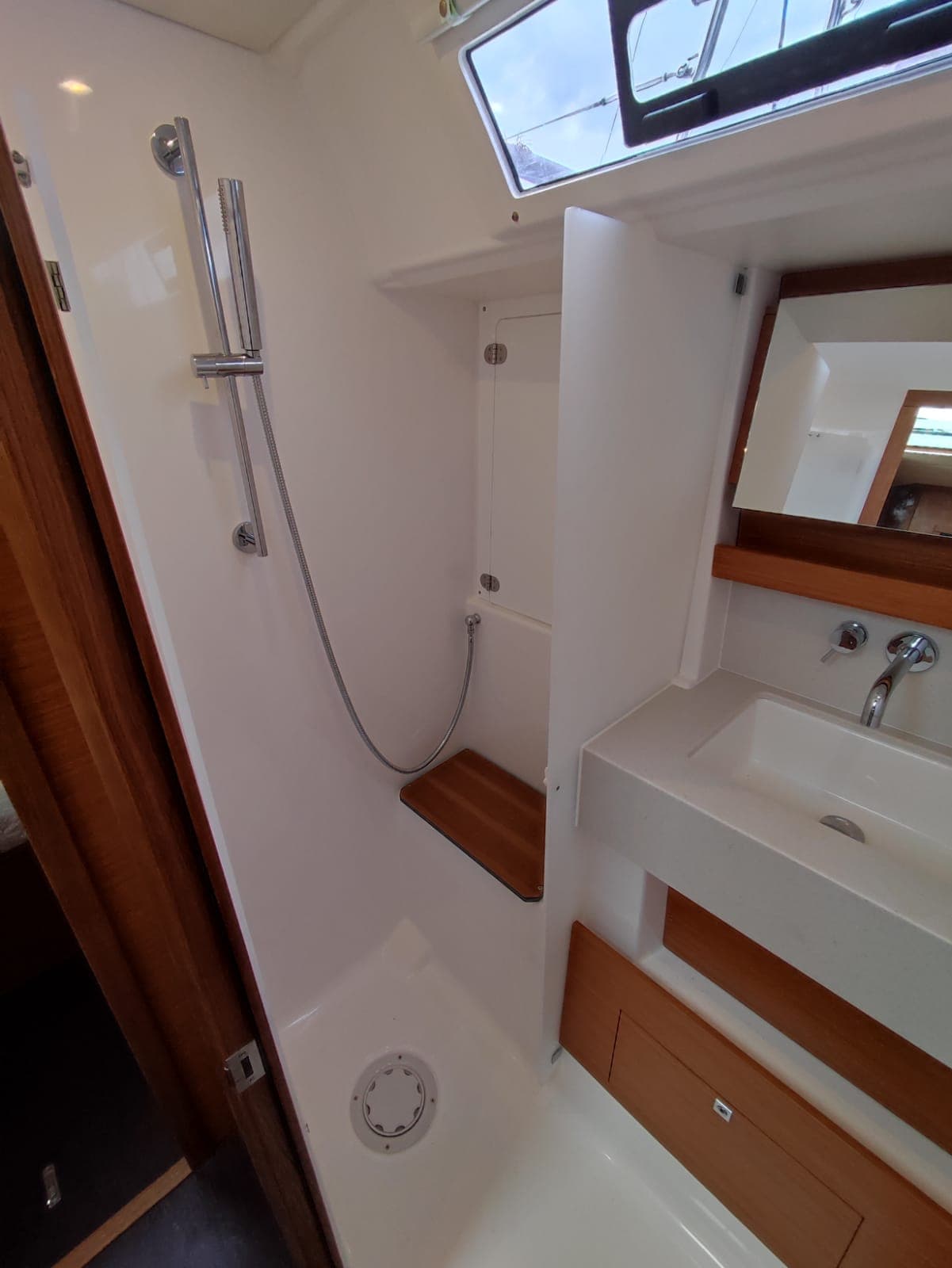 Dufour 470 - photo 13