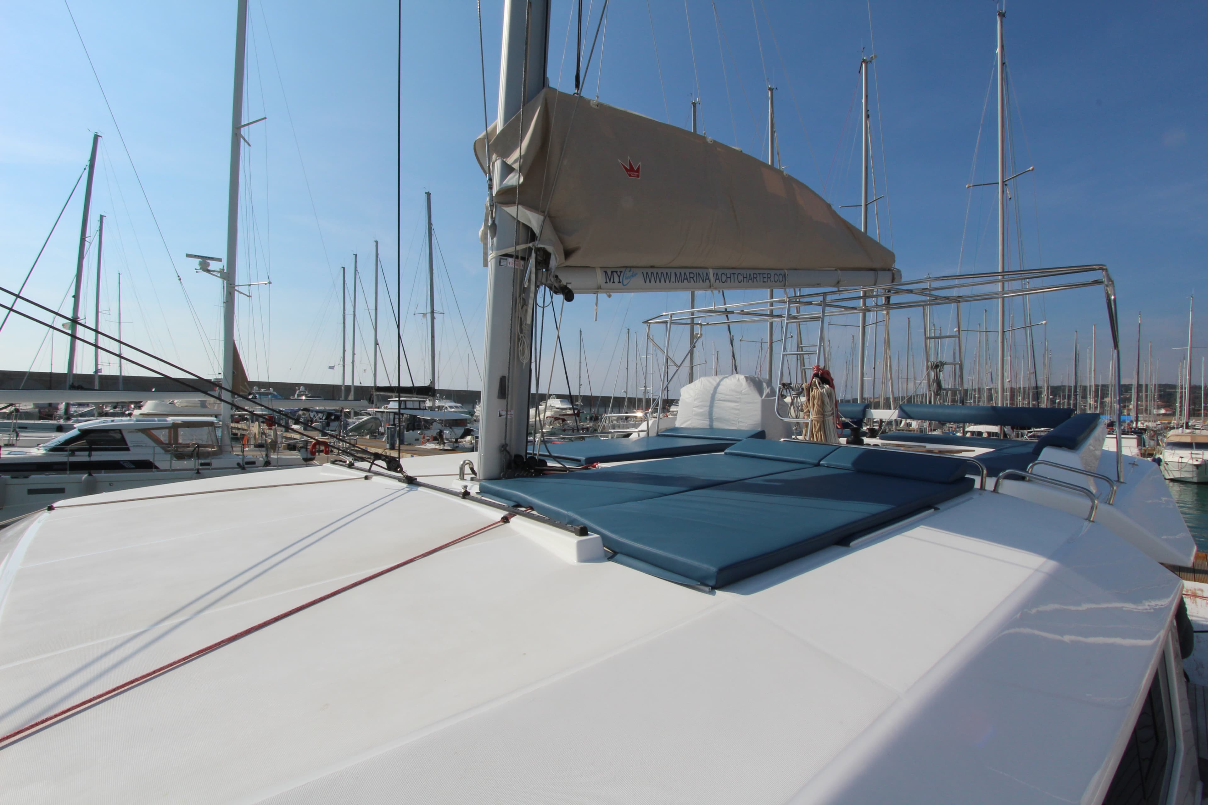 Dufour Catamaran 48 - photo 12