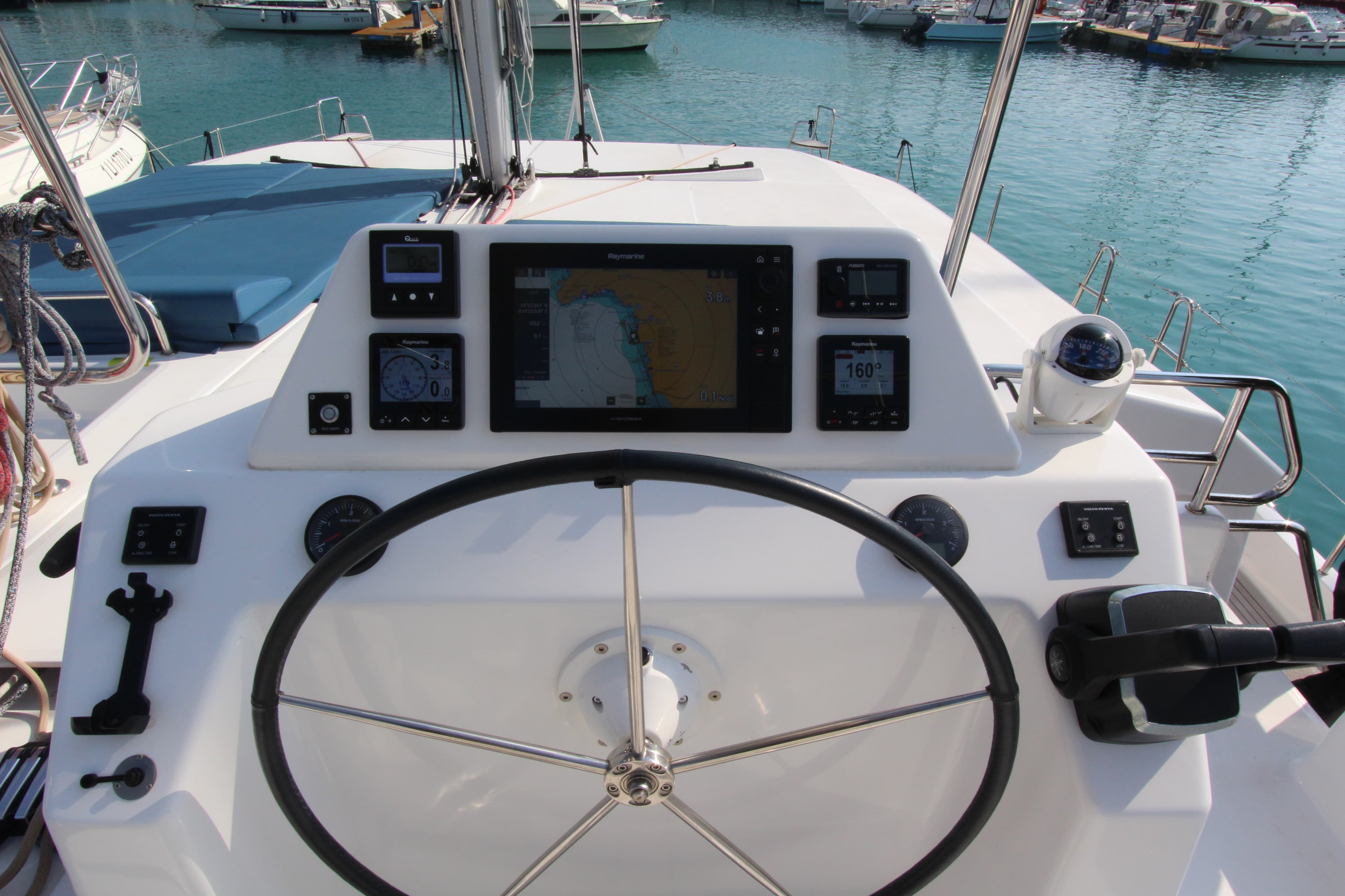 Dufour Catamaran 48 - photo 15