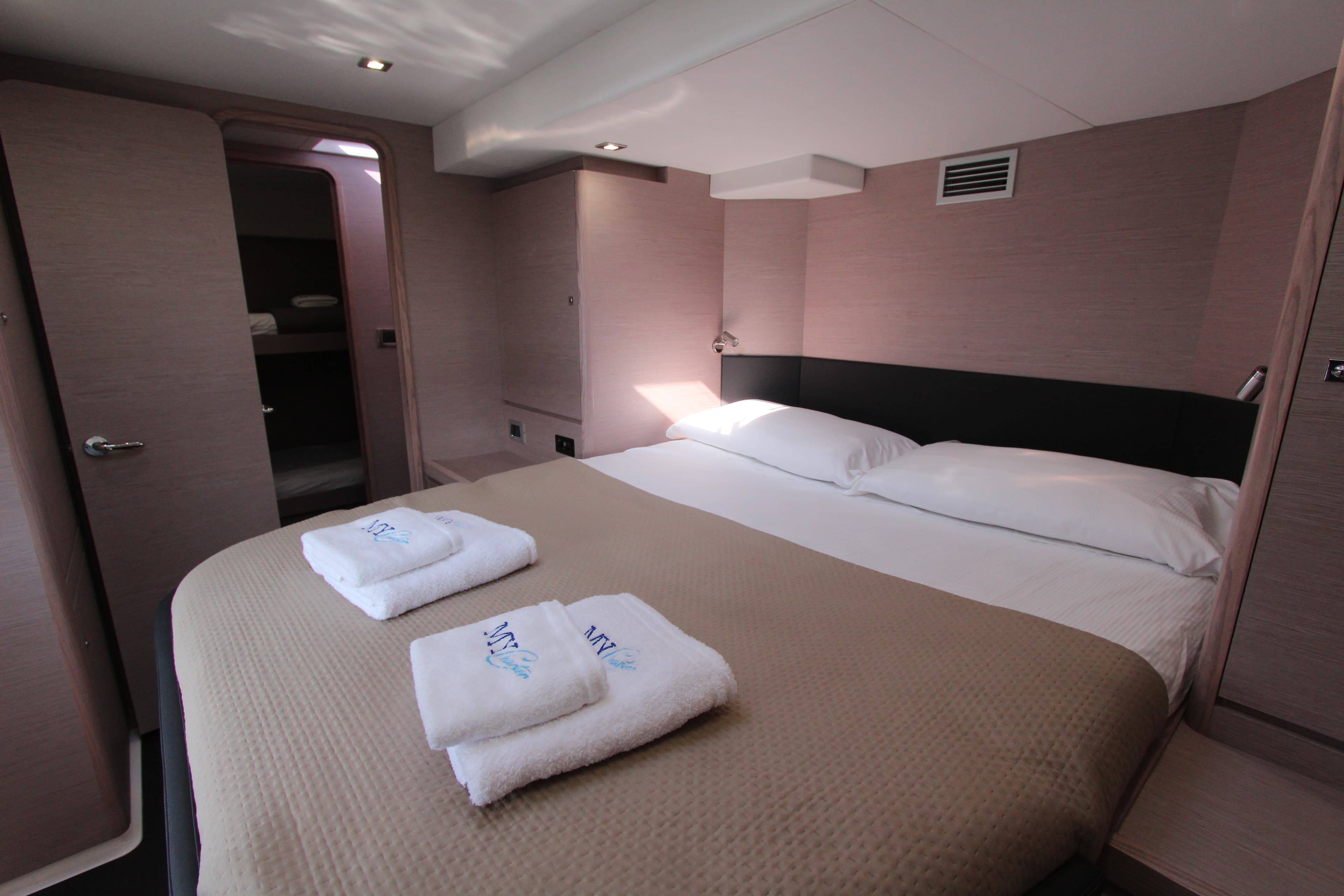 Dufour Catamaran 48 - photo 45