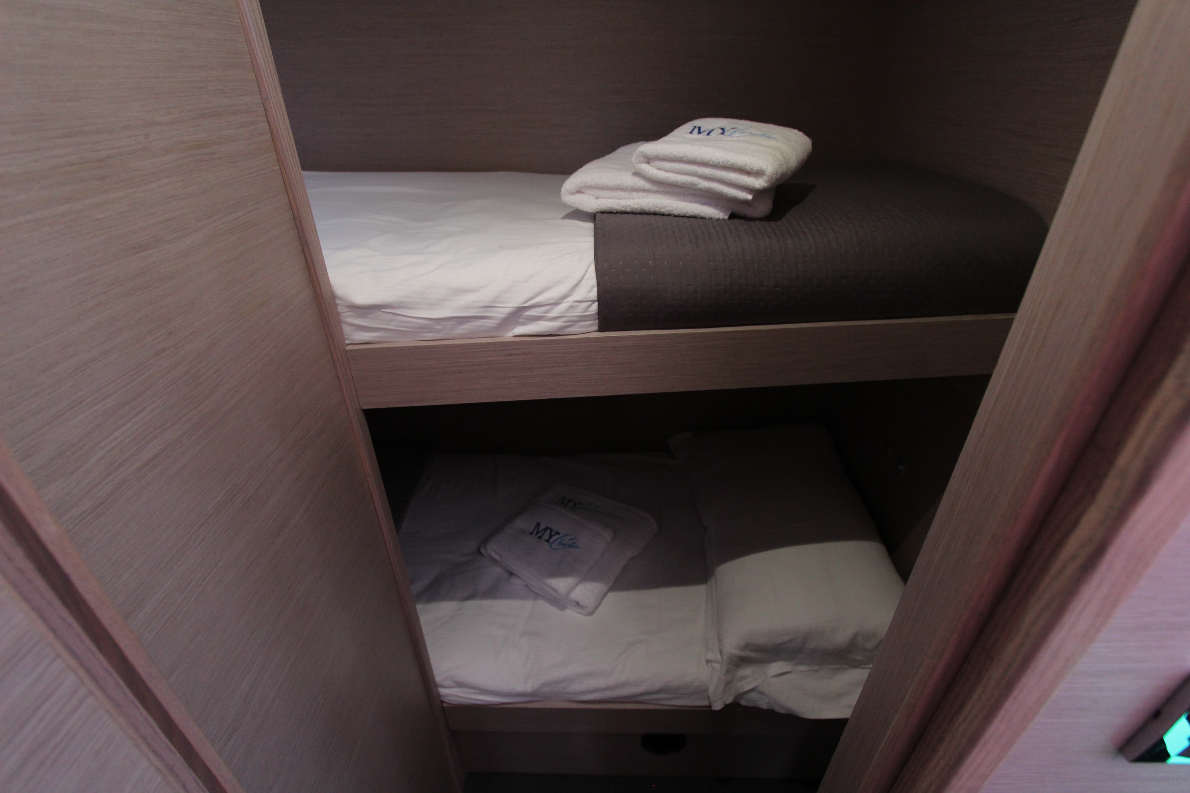 Dufour Catamaran 48 - photo 28