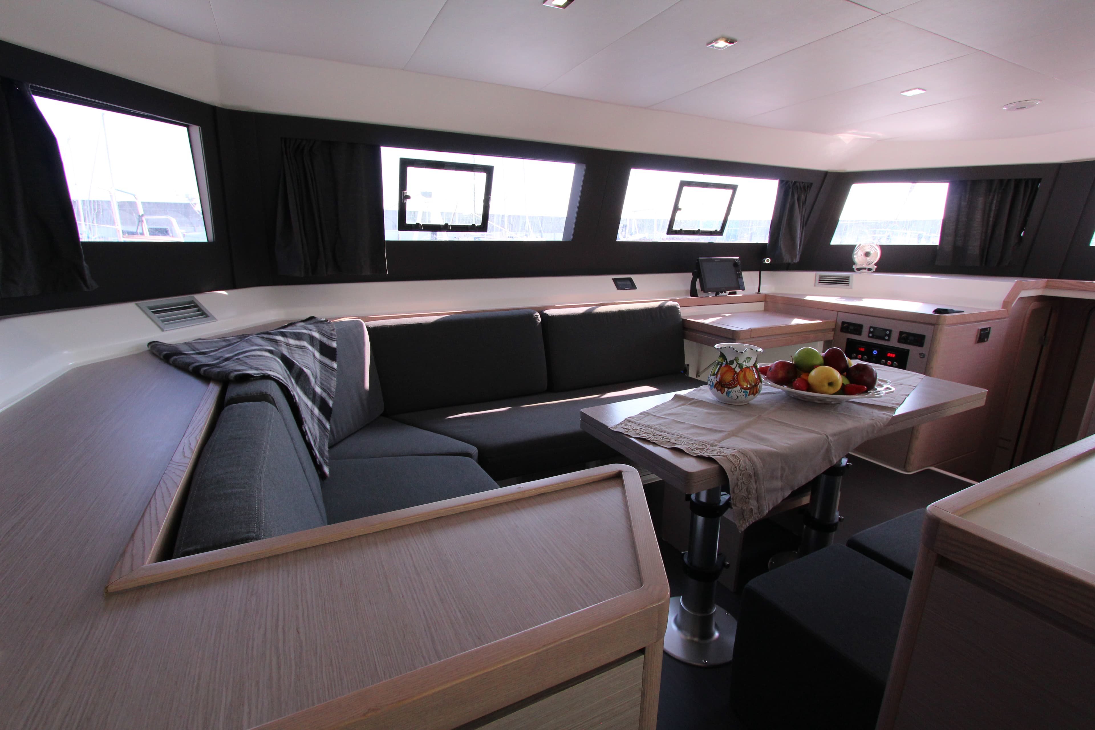 Dufour Catamaran 48 - photo 38