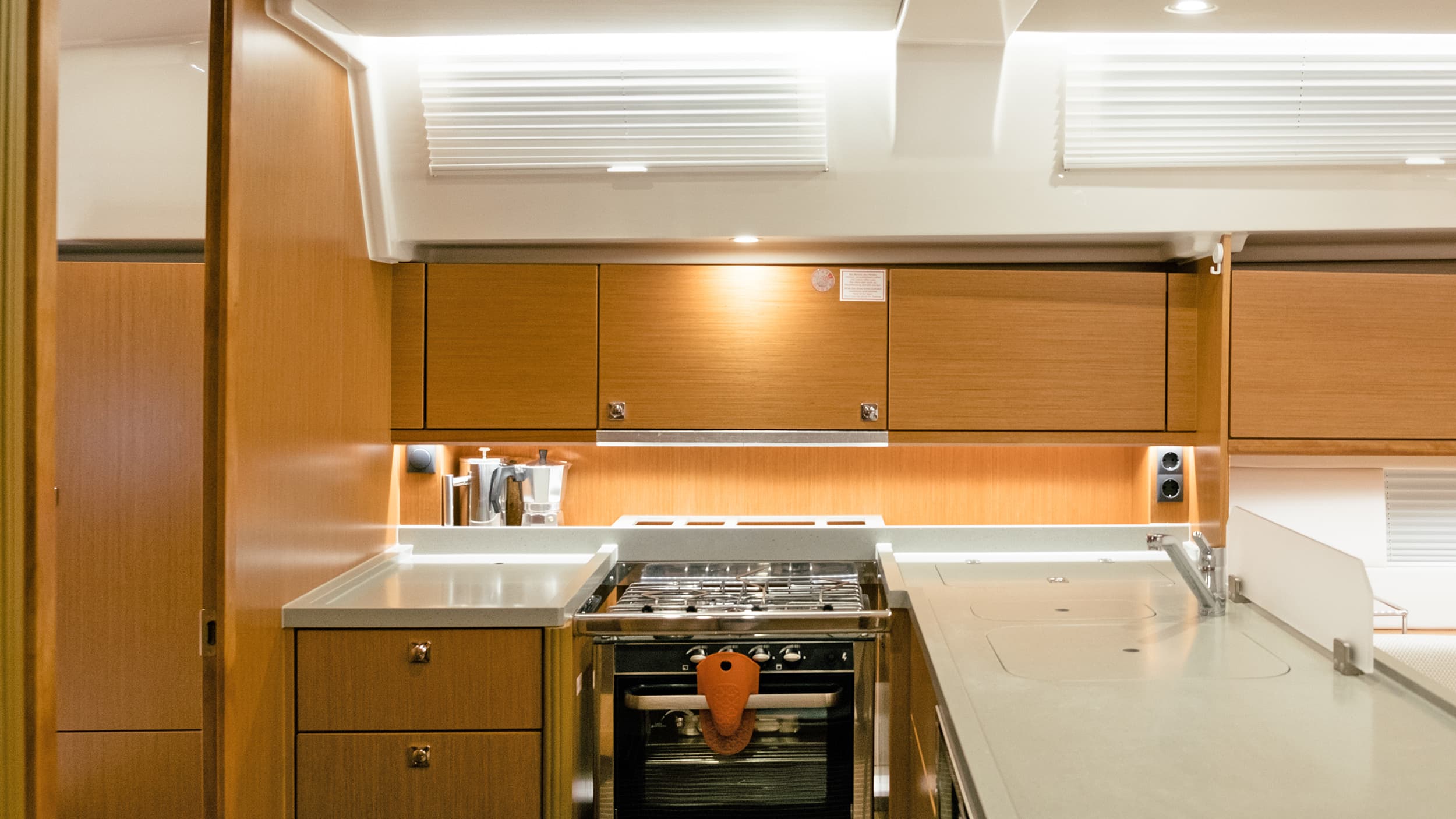 Bavaria C45 - photo 14