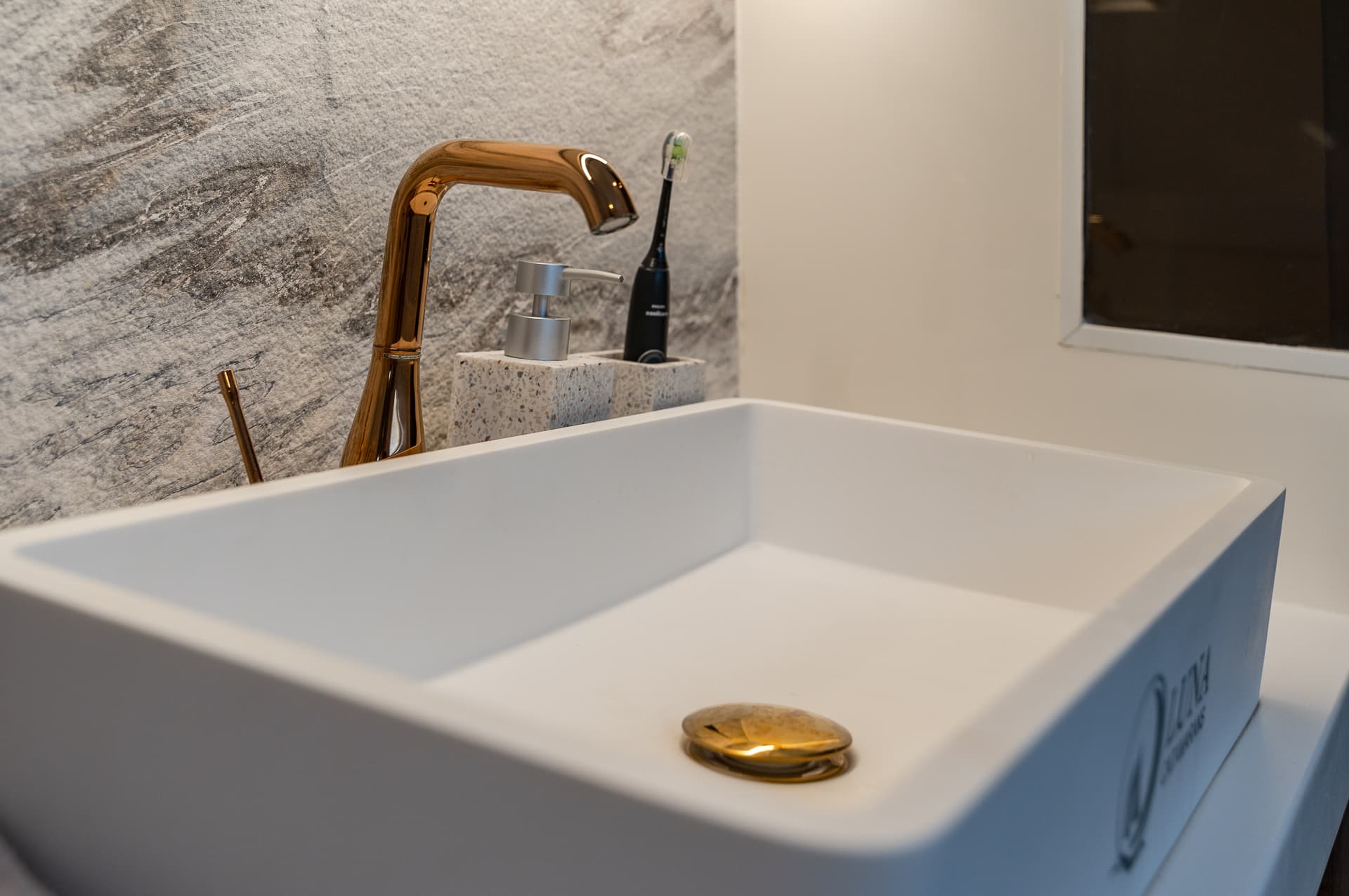 Luna 47 Power - photo 4