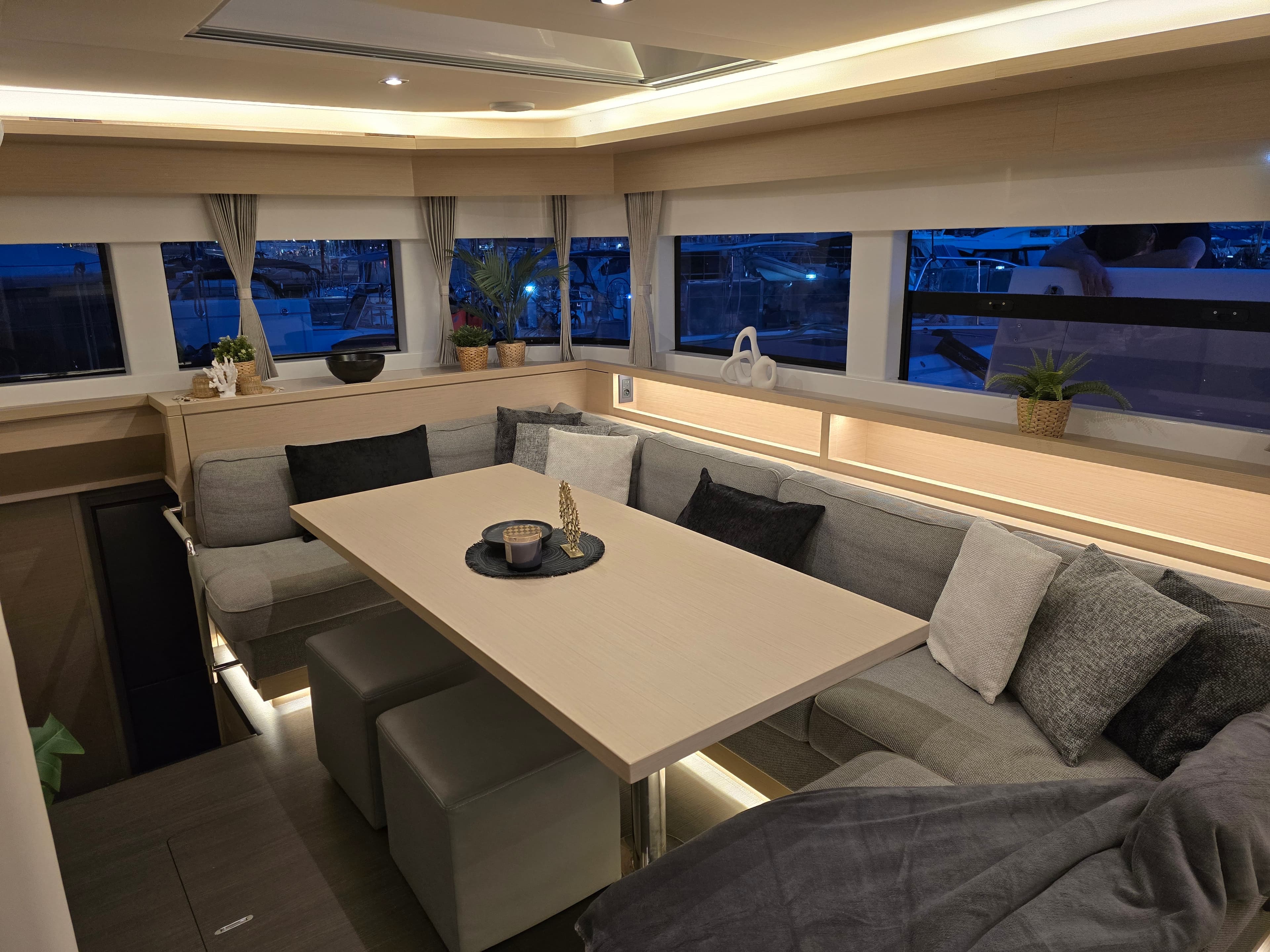 Lagoon 55 - photo 25