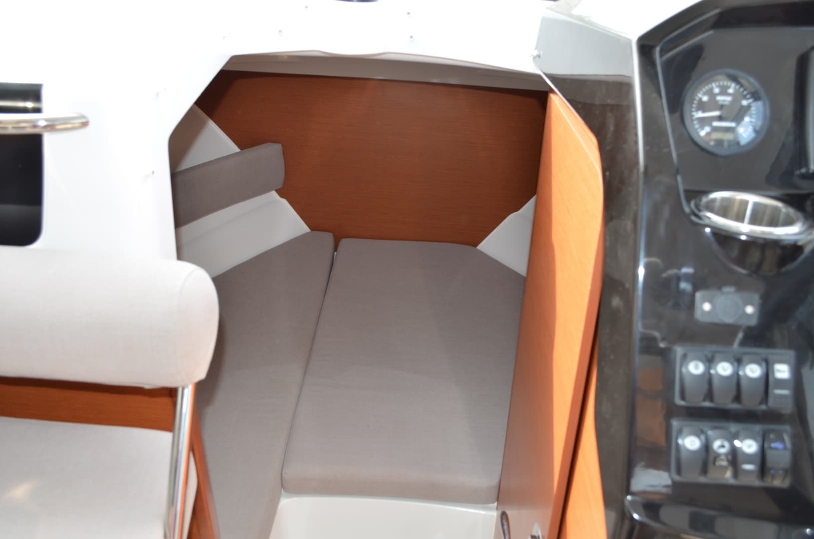 Merry Fisher 795 - photo 8