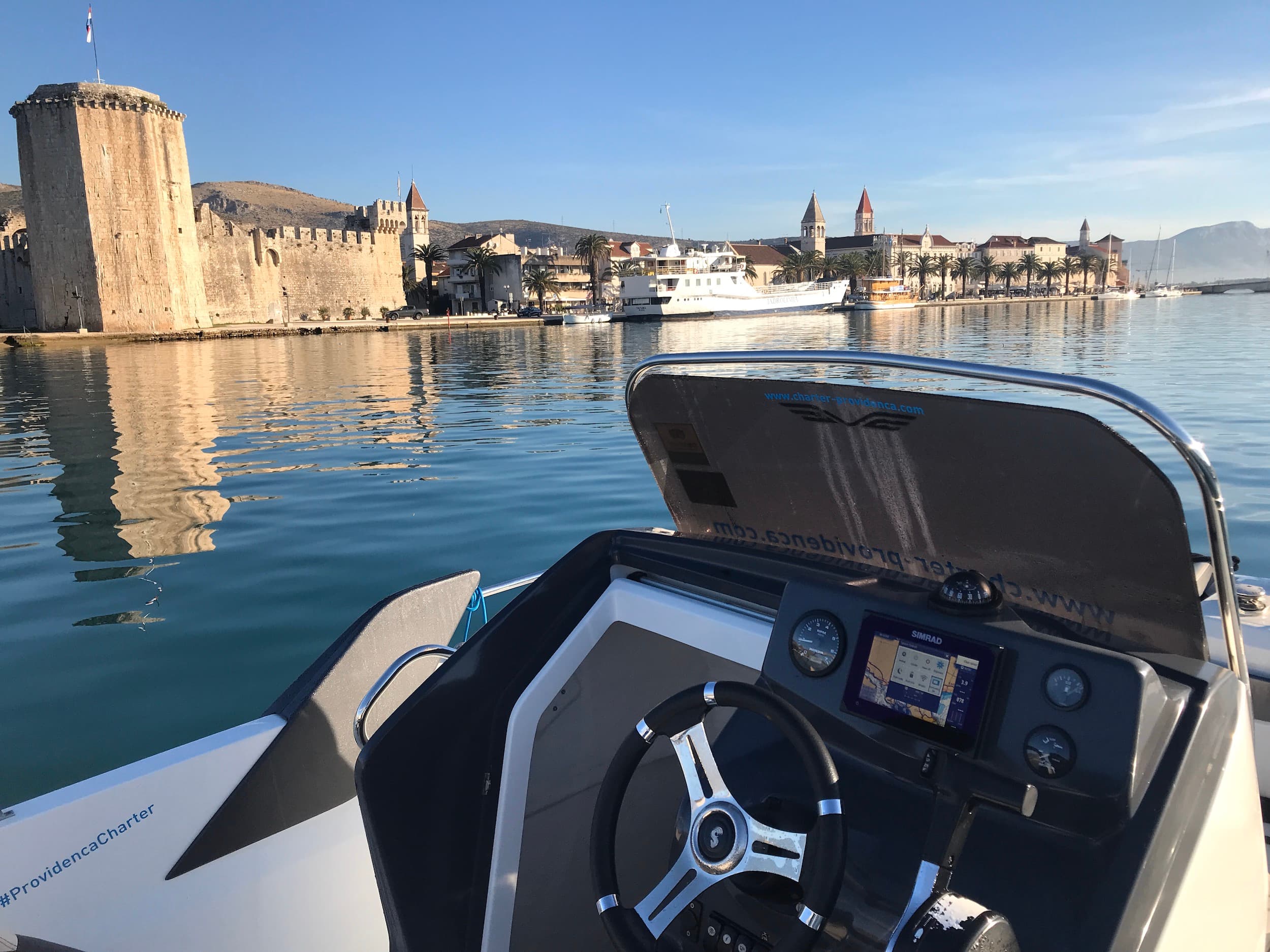 Beneteau Flyer 6 - photo 10