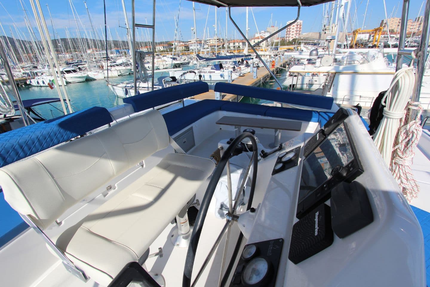 Dufour Catamaran 48 - photo 18