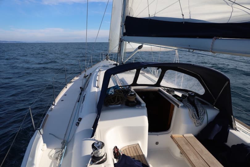 Dufour 44 Performance - photo 12