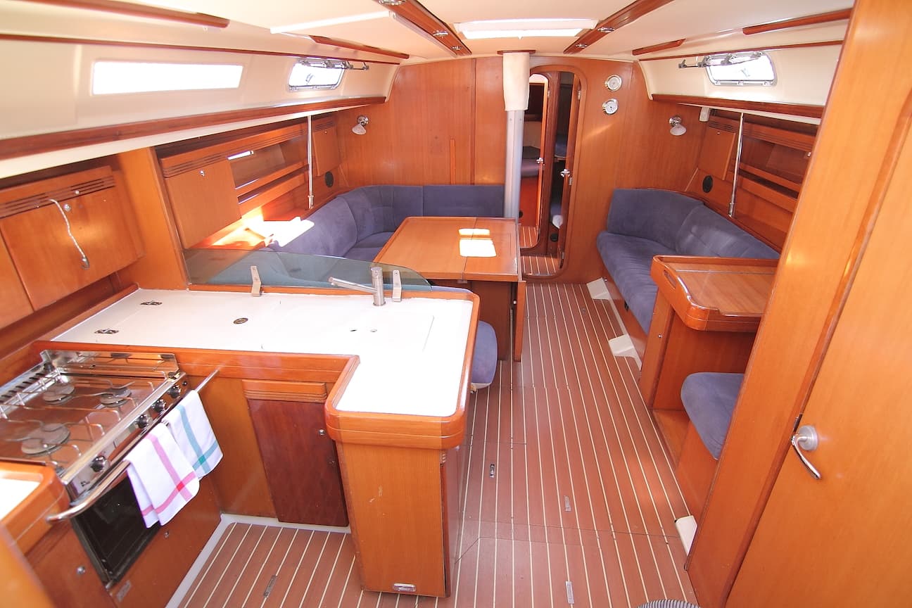 Dufour 44 Performance - photo 6