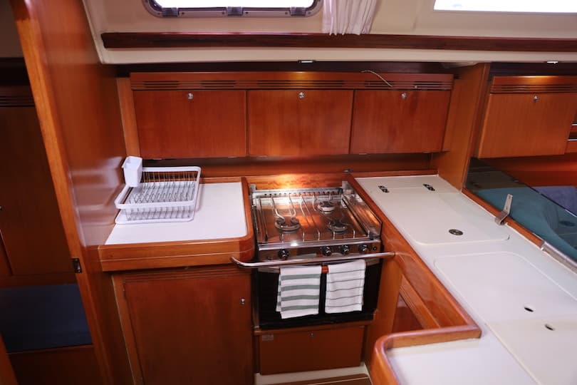 Dufour 44 Performance - photo 7