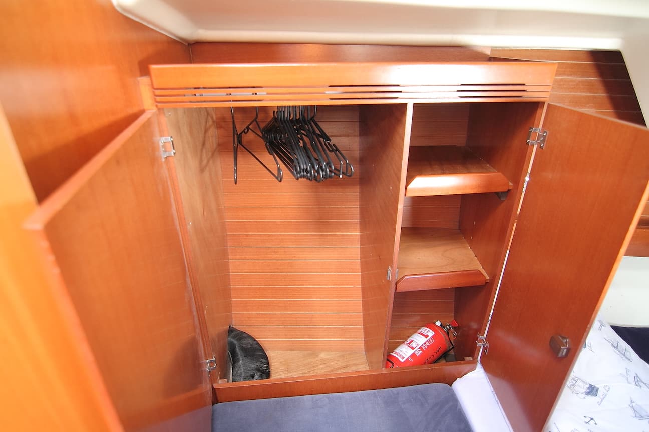 Dufour 44 Performance - photo 16