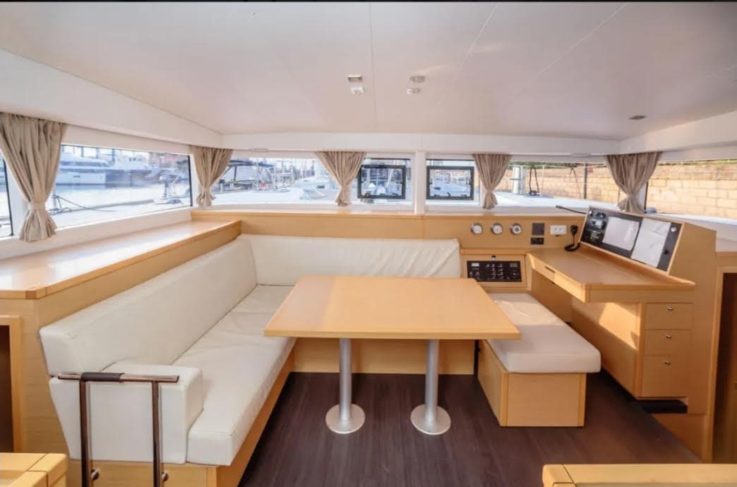 Lagoon 400 S2 - photo 12