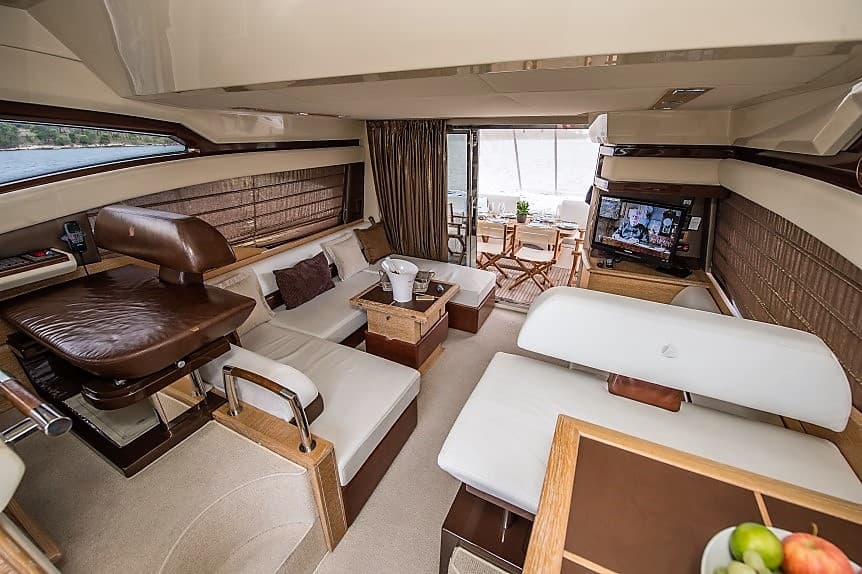 Azimut 47 - photo 16