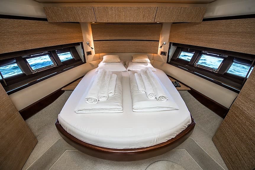 Azimut 47 - photo 21