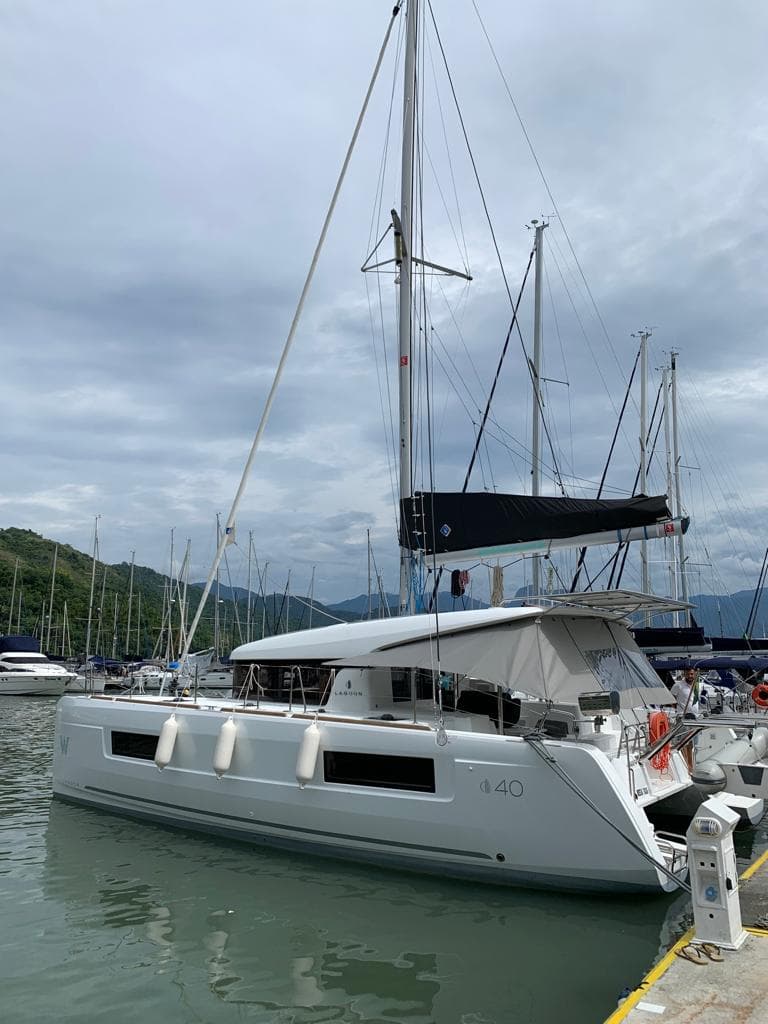 Lagoon 40 - photo 10