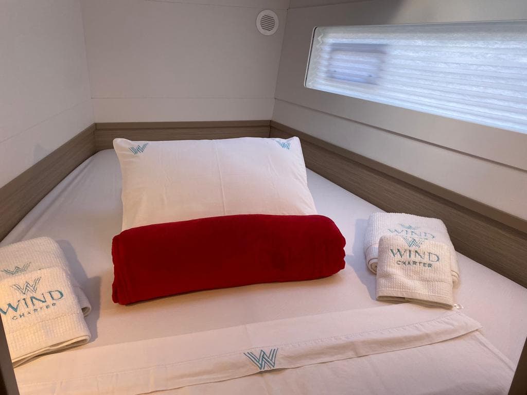 Lagoon 40 - photo 20