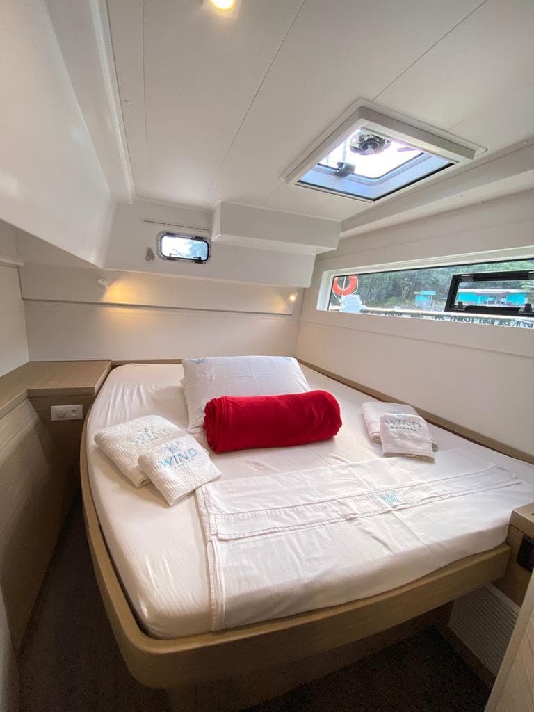 Lagoon 40 - photo 11