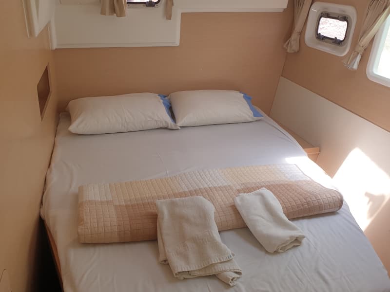 Lagoon 400 - photo 6