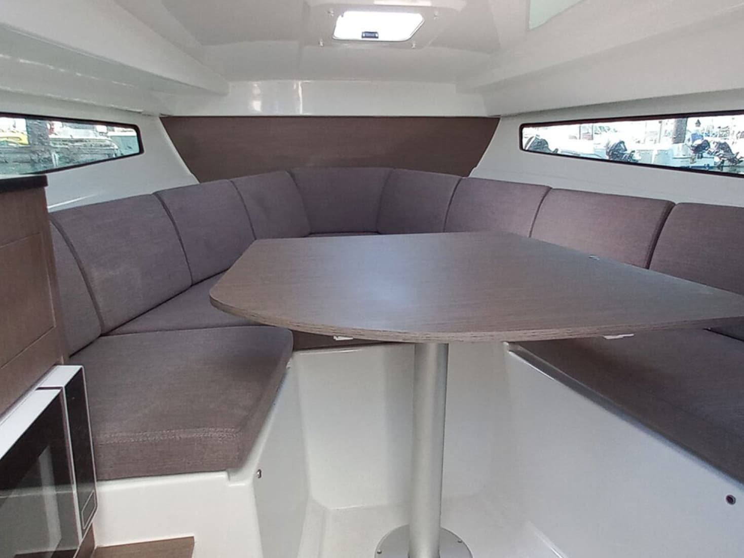 Beneteau Flyer 8 SUNdeck - photo 6