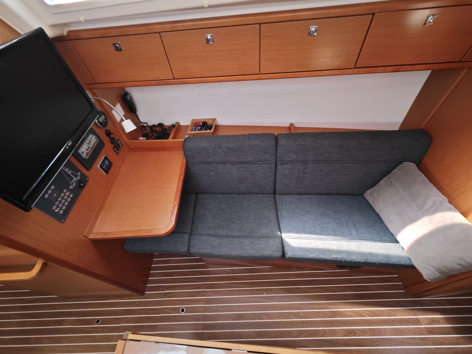 Bavaria Cruiser 37 - photo 8