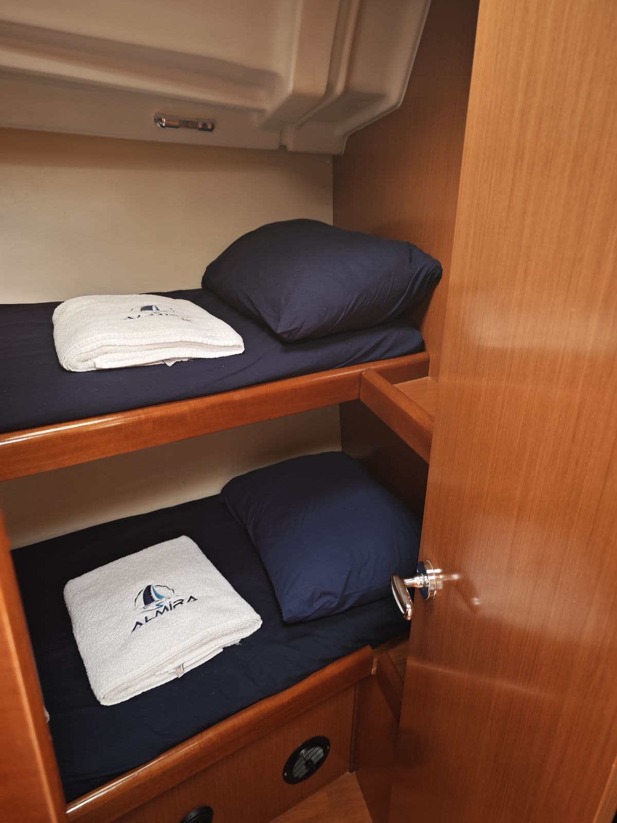 Oceanis 43 - photo 15