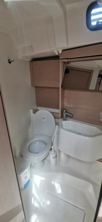 Oceanis 51.1 - photo 6