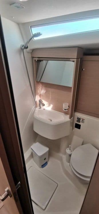 Oceanis 51.1 - photo 8