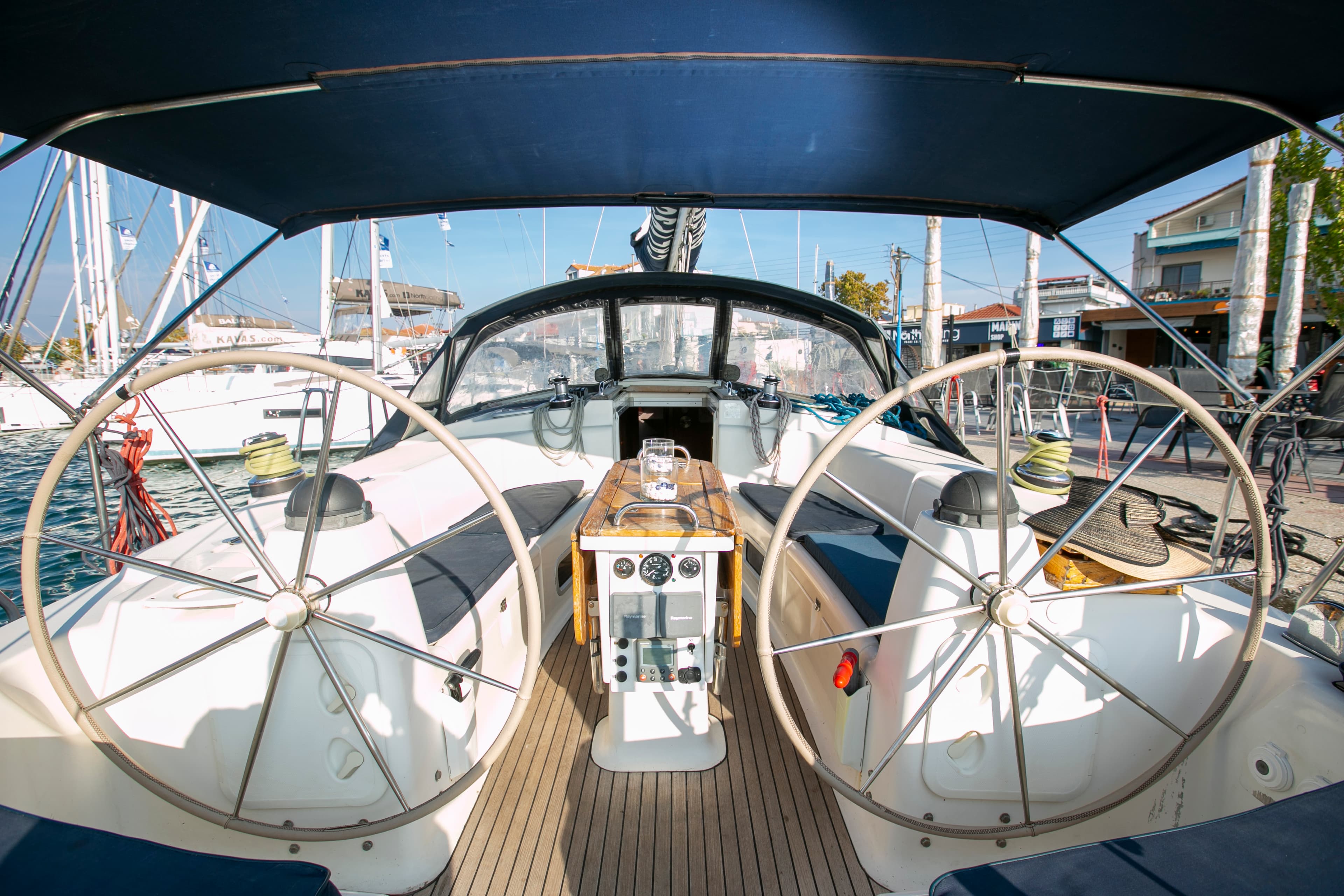 Bavaria 44 - photo 6